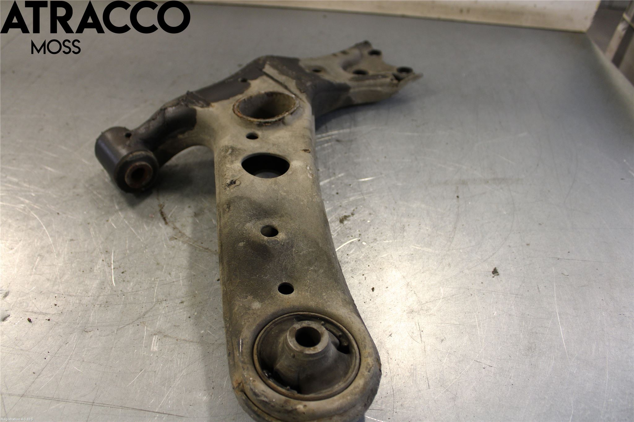 Toyota RAV4 13-18 Bærearm Foran Venstre Nedre