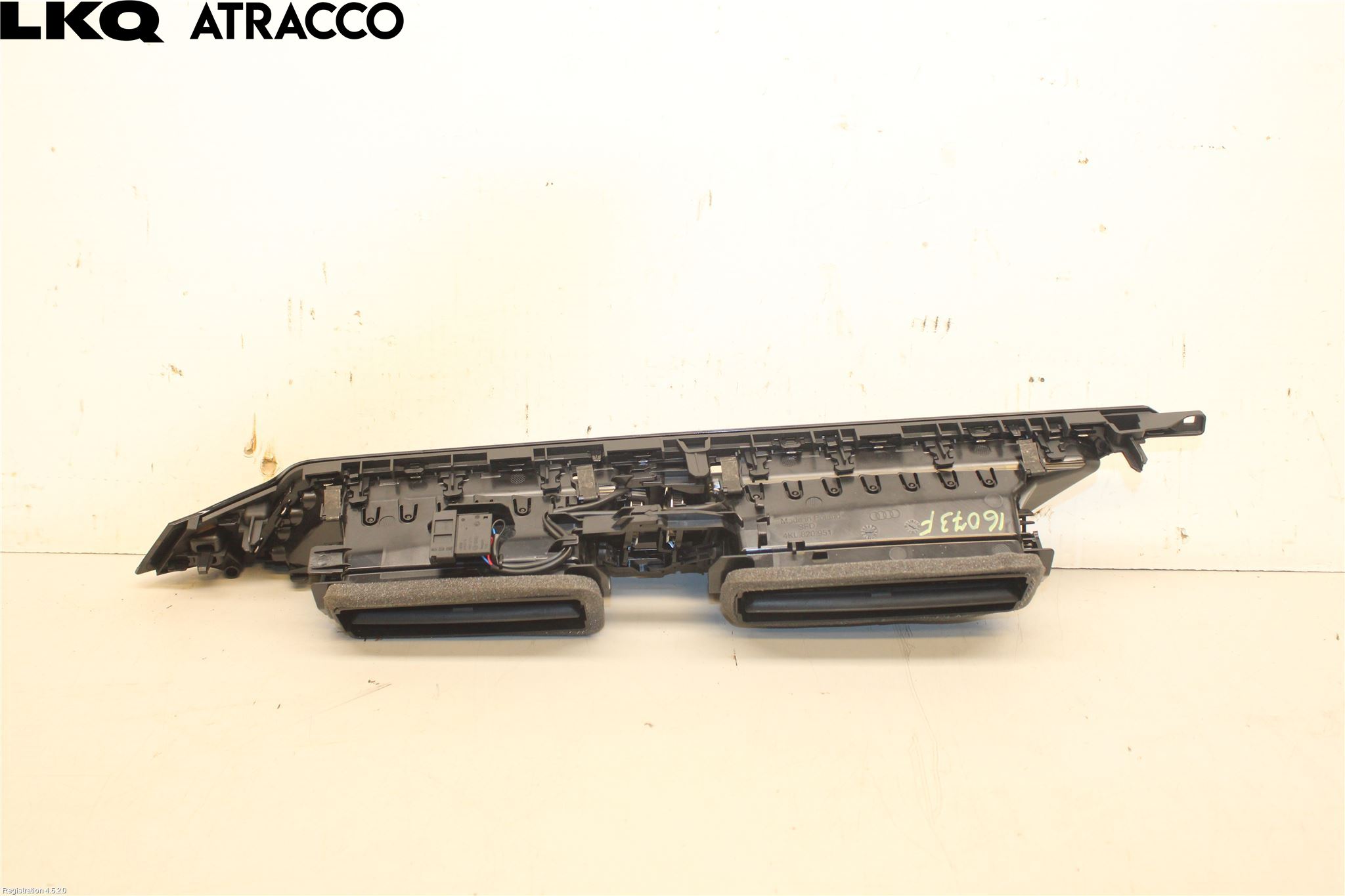 Audi E-TRON, S GE 19- Dashbord Kanal - Dyse