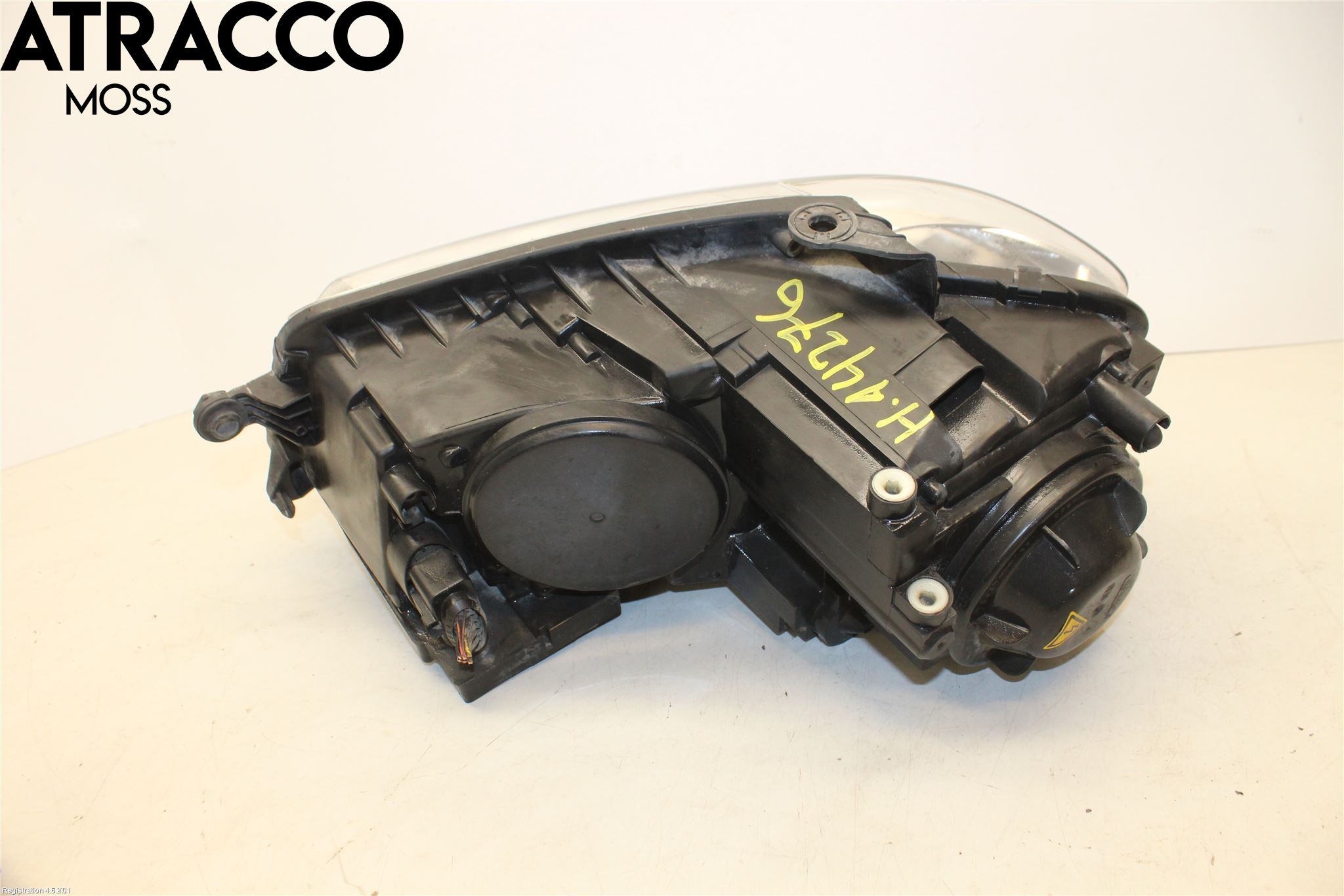 Volkswagen VW TOURAN 03-10 Frontlykt Høyre