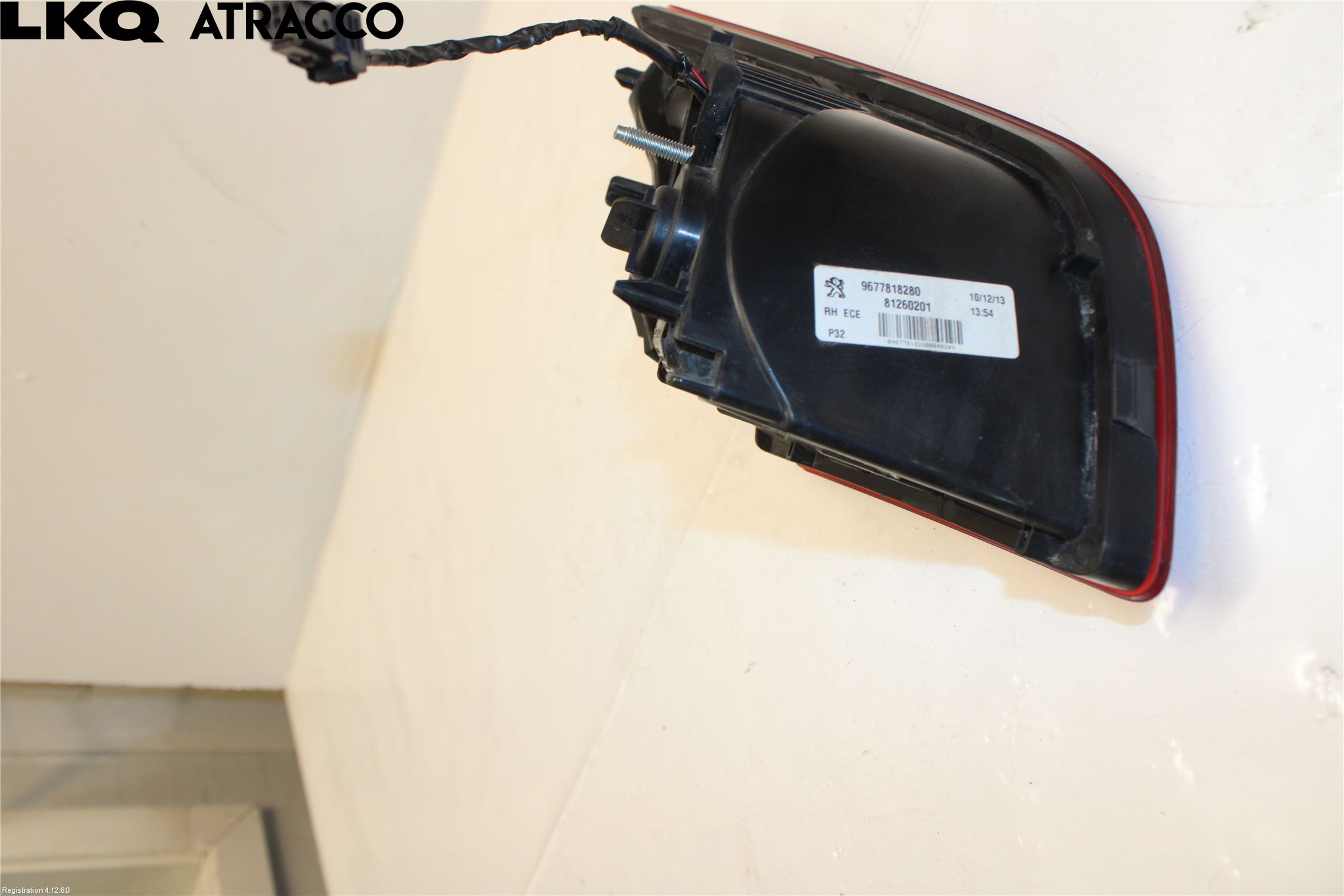 Peugeot 308 14-21 Baklykt Høyre  På Luke(Indre)