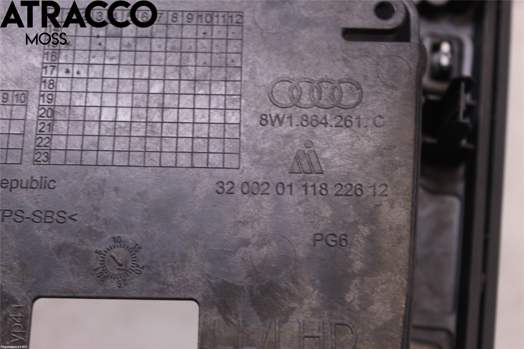 Audi A4 12-15 Instrumentkonsoll Gulv
