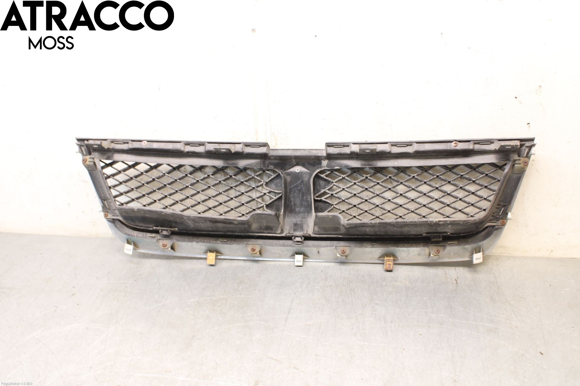 Suzuki GRAND VITARA II 06-14 Grill Komplett