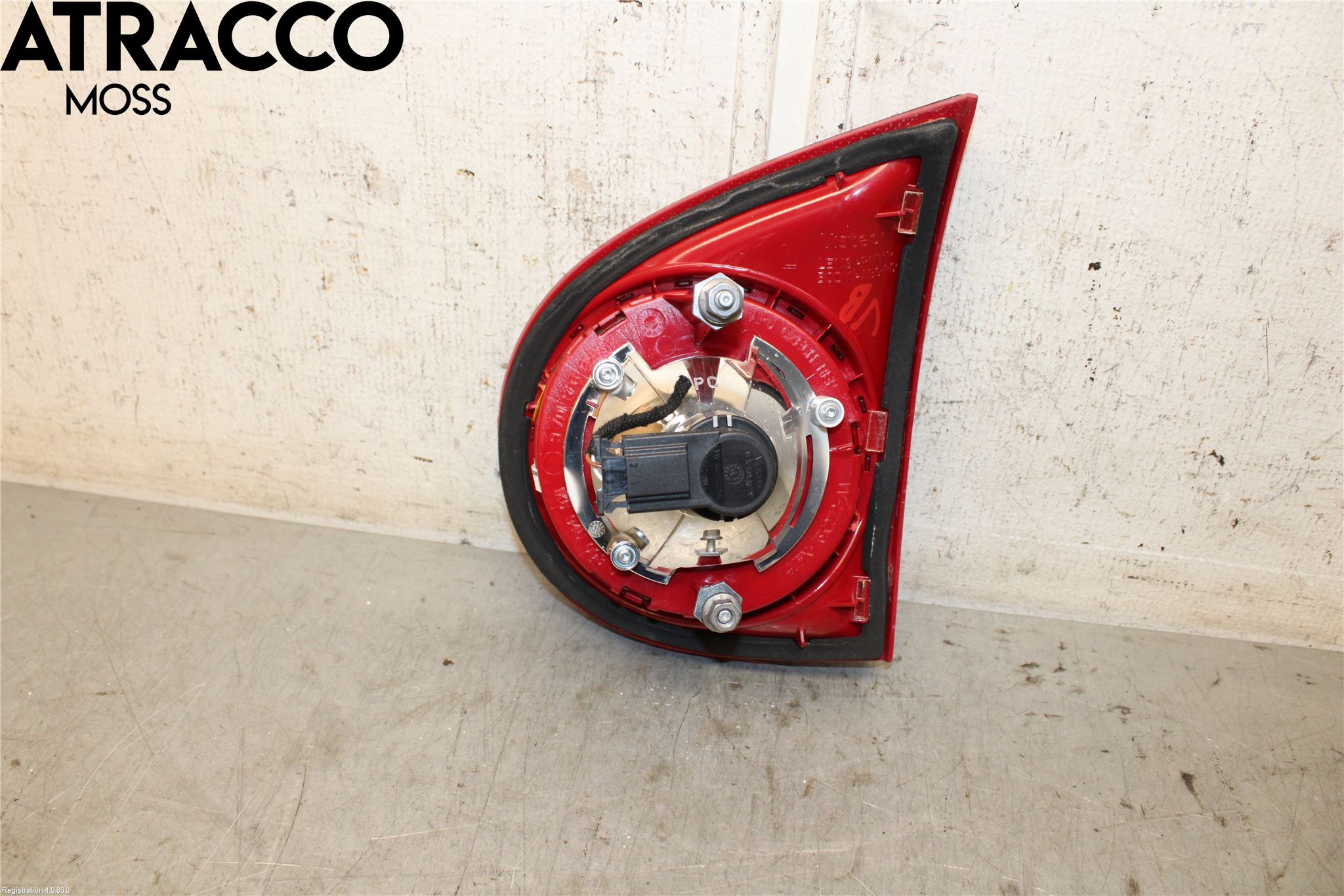 Volkswagen VW GOLF V 04-09 Baklykt Venstre  På Luke(Indre