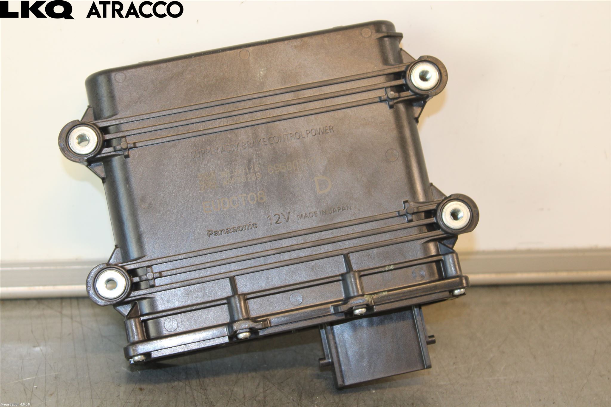 Toyota YARIS XP21 20- Bremsekraftregulator