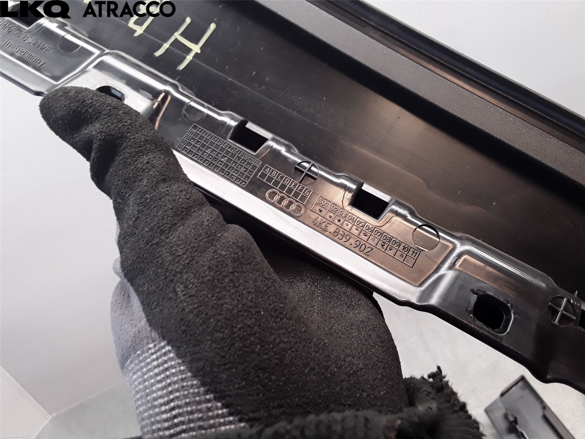 Audi E-TRON, S GE 19- Innr Dekor Instrbord