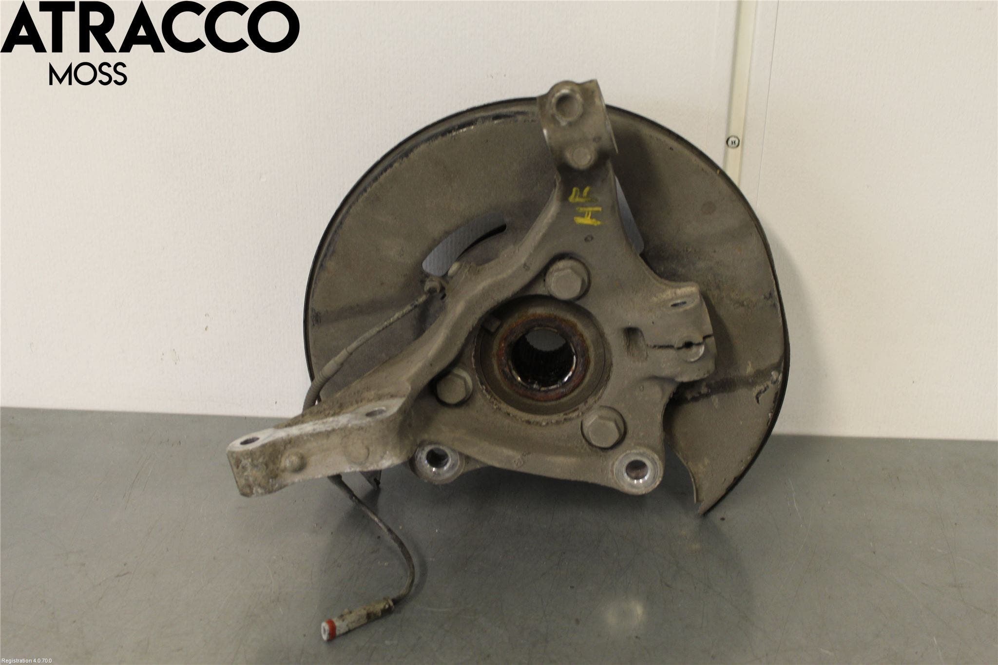 Opel INSIGNIA 09-16 Spindel Hf