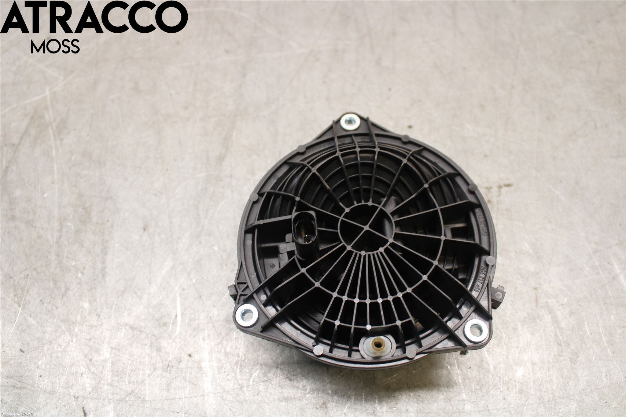 Volkswagen VW PASSAT 15-19 Bakluke Handtak Ytre