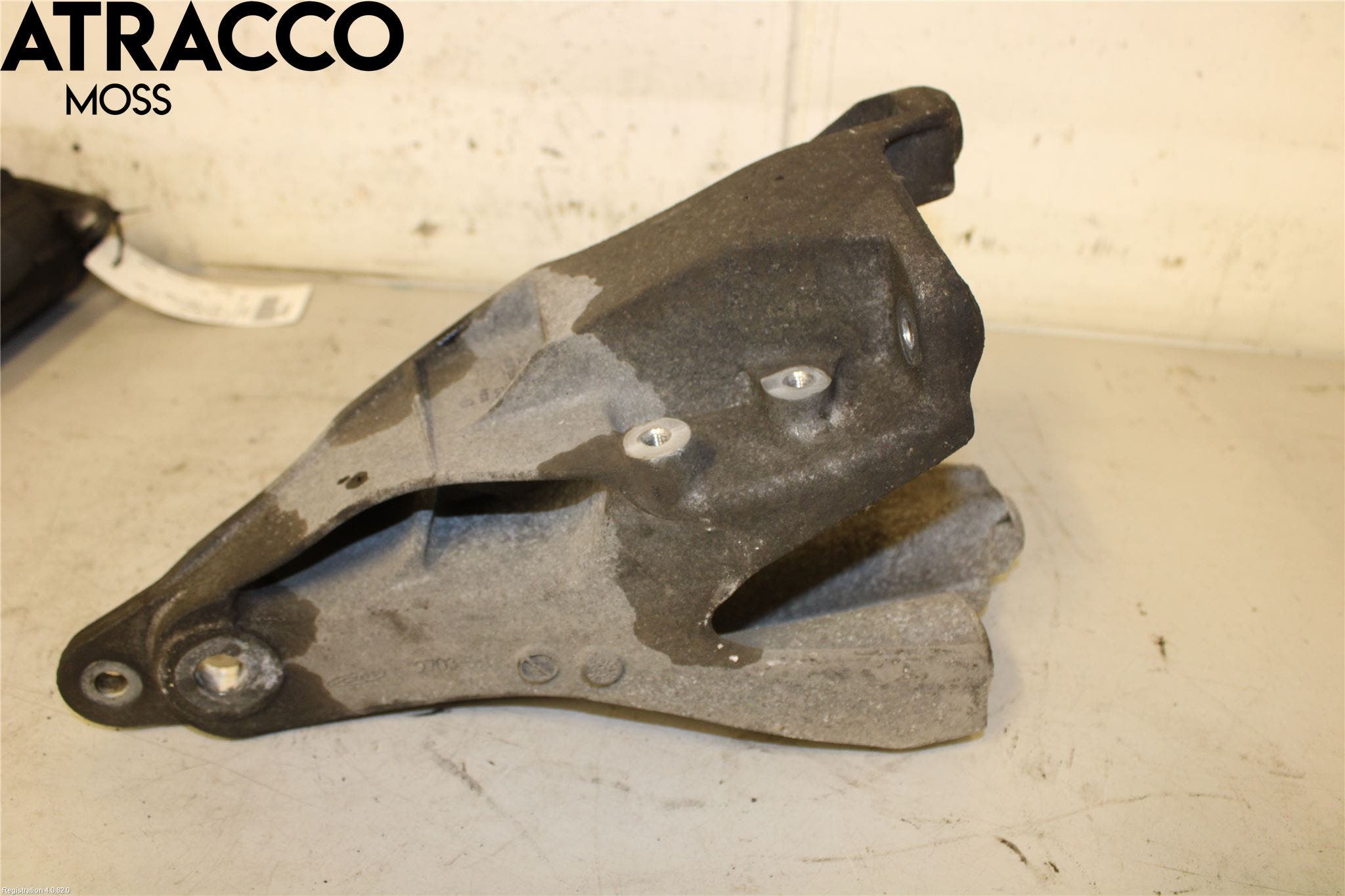 Volkswagen VW TRANSP/CARAVELLE (T5) 04-15 Motor Feste Stål-Alu