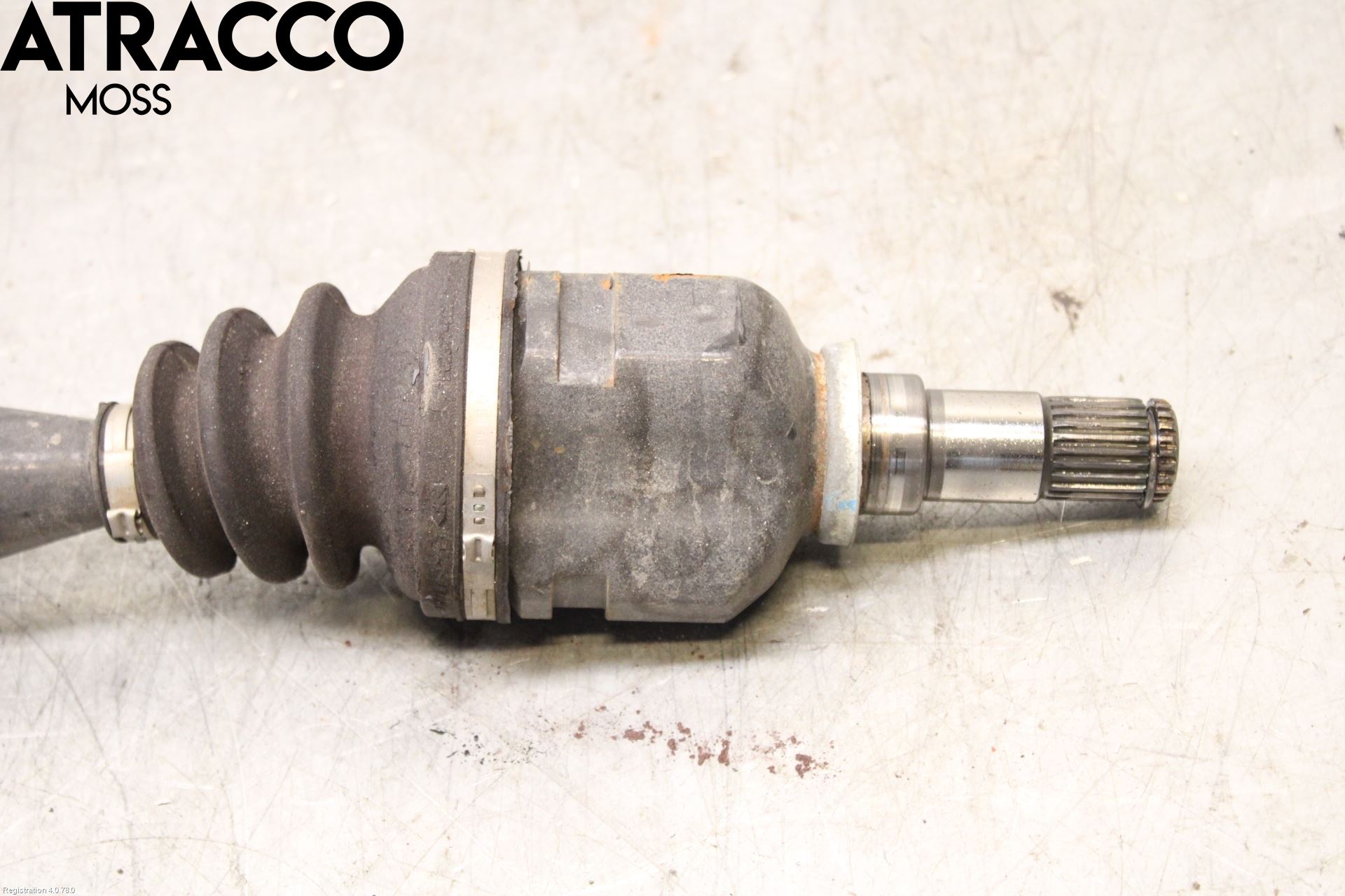 Toyota AURIS 10-12 Drivaksel Foran Kompl Høyre