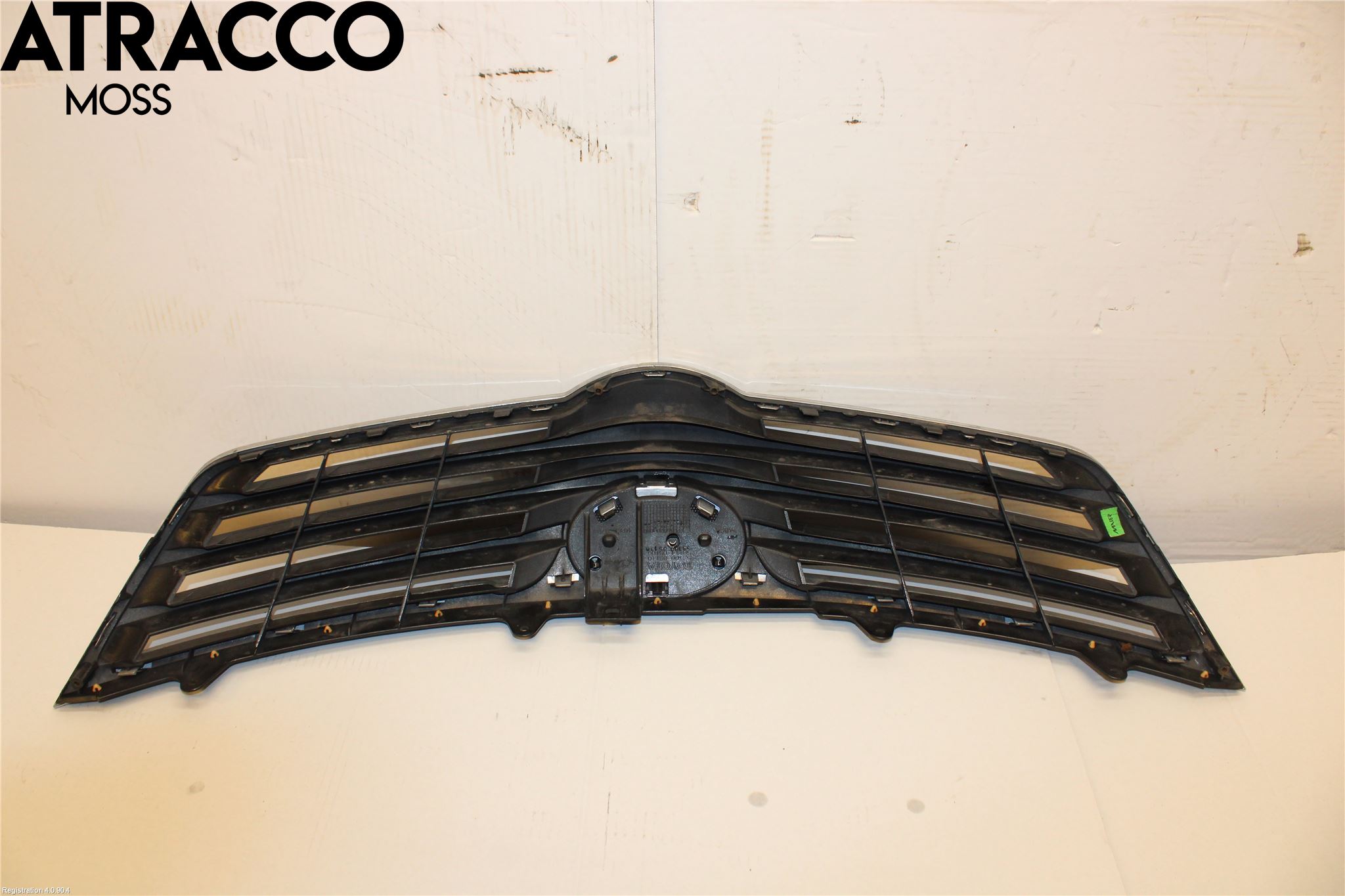 Toyota AVENSIS 09-15 Grill Komplett