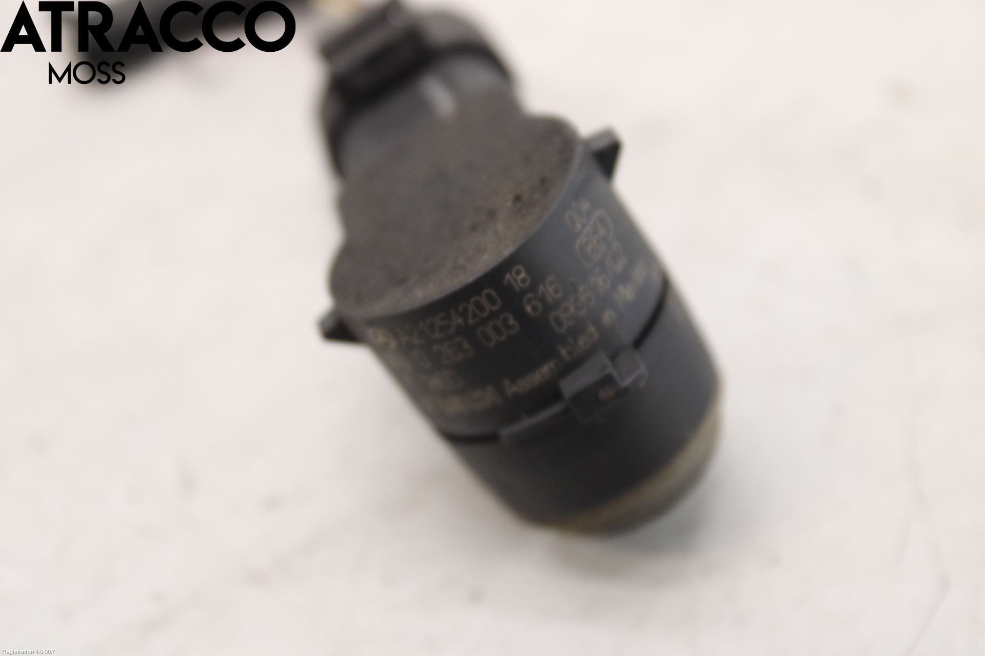 Mercedes-Benz MB E-KLASS (W212) 09-16 Sensor Parkering Front