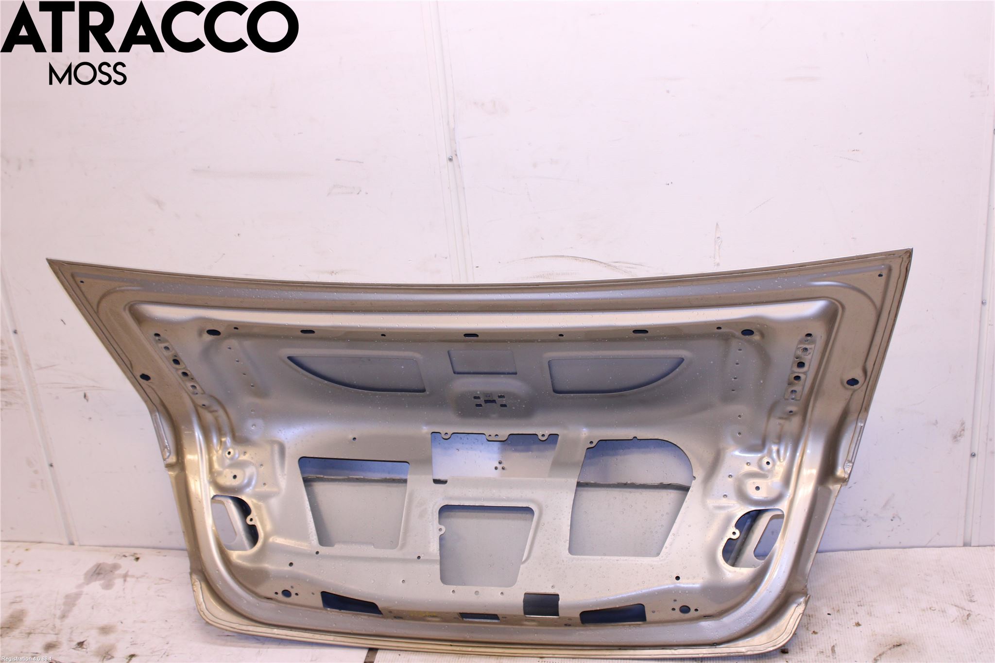 Mercedes-Benz MB E-KLASS (W212) 09-16 Bakluke Koffertlokk