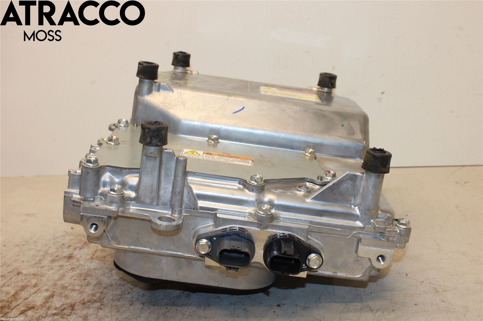 Mitsubishi OUTLANDER 13-21 Hybridconverter
