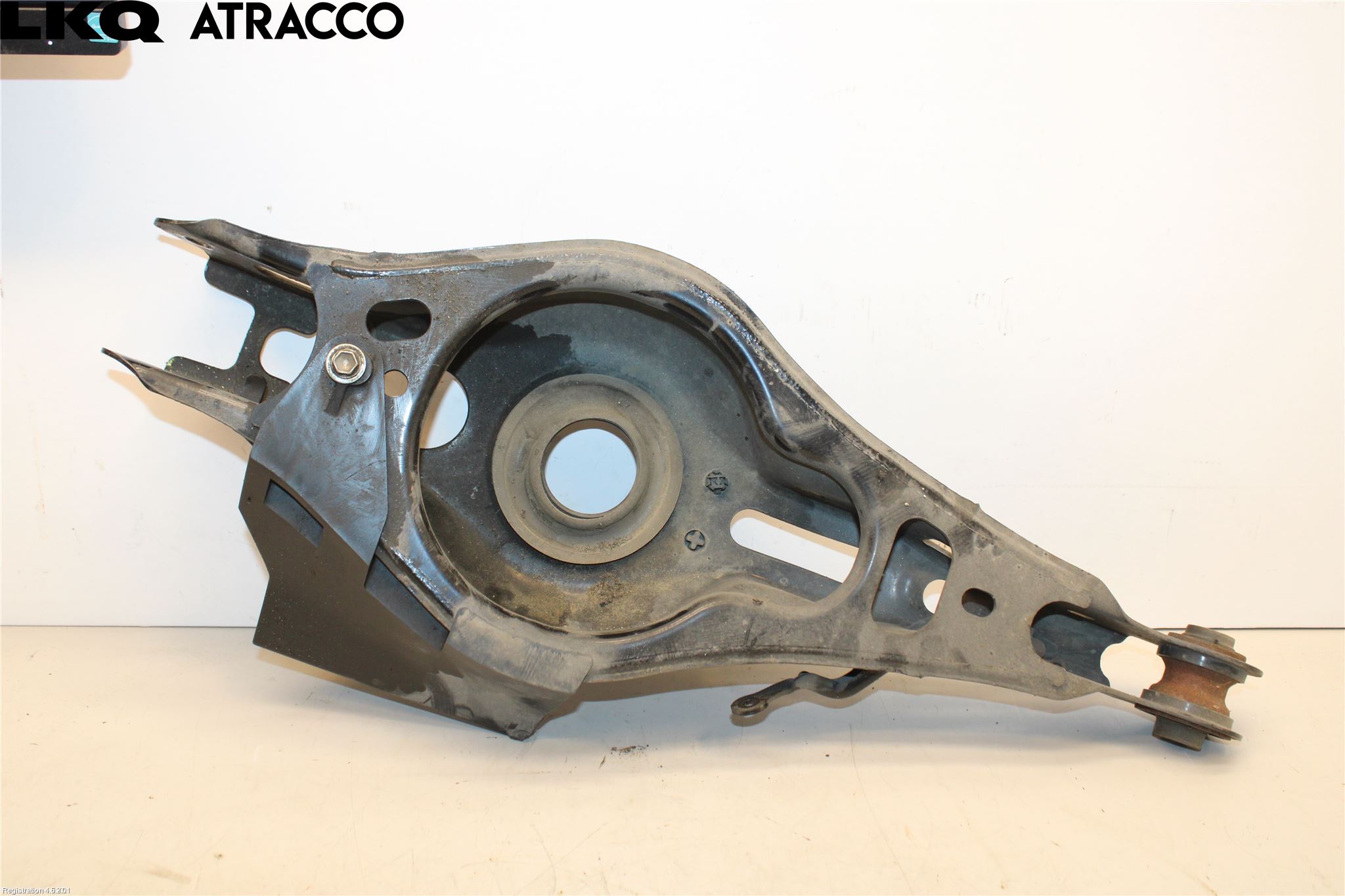 Toyota RAV4 19- Bærearm Bak Venstre