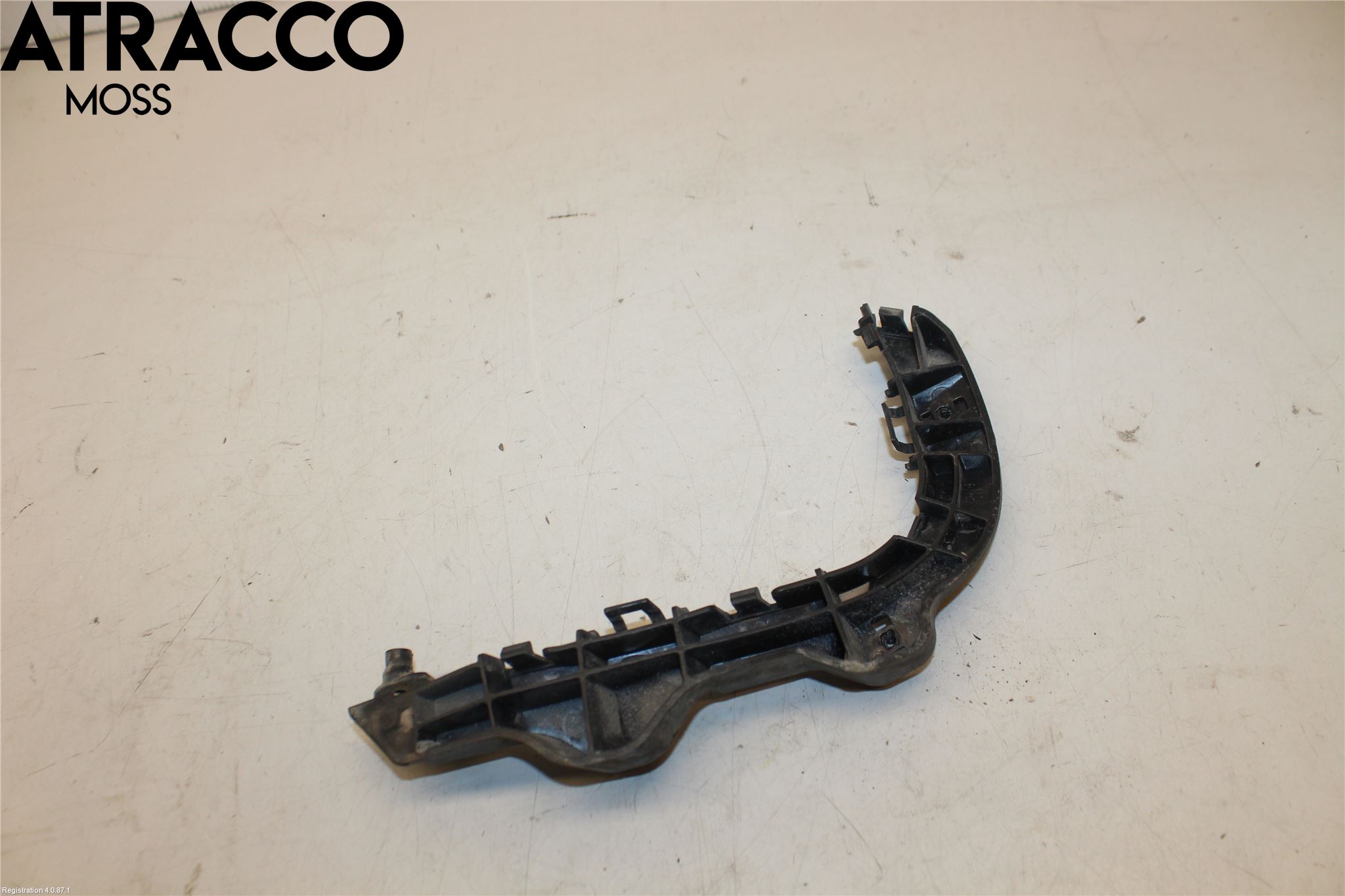 Suzuki SWIFT 11-16 Støtfangerfeste Bak Venstre