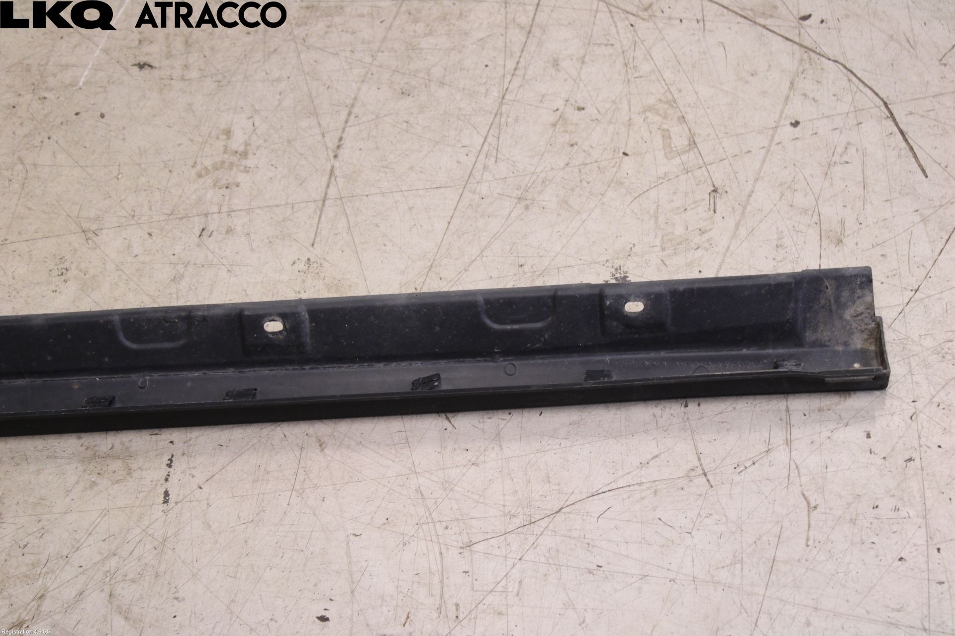 Volkswagen VW T-ROC 18- Kanalskjørt Høyre