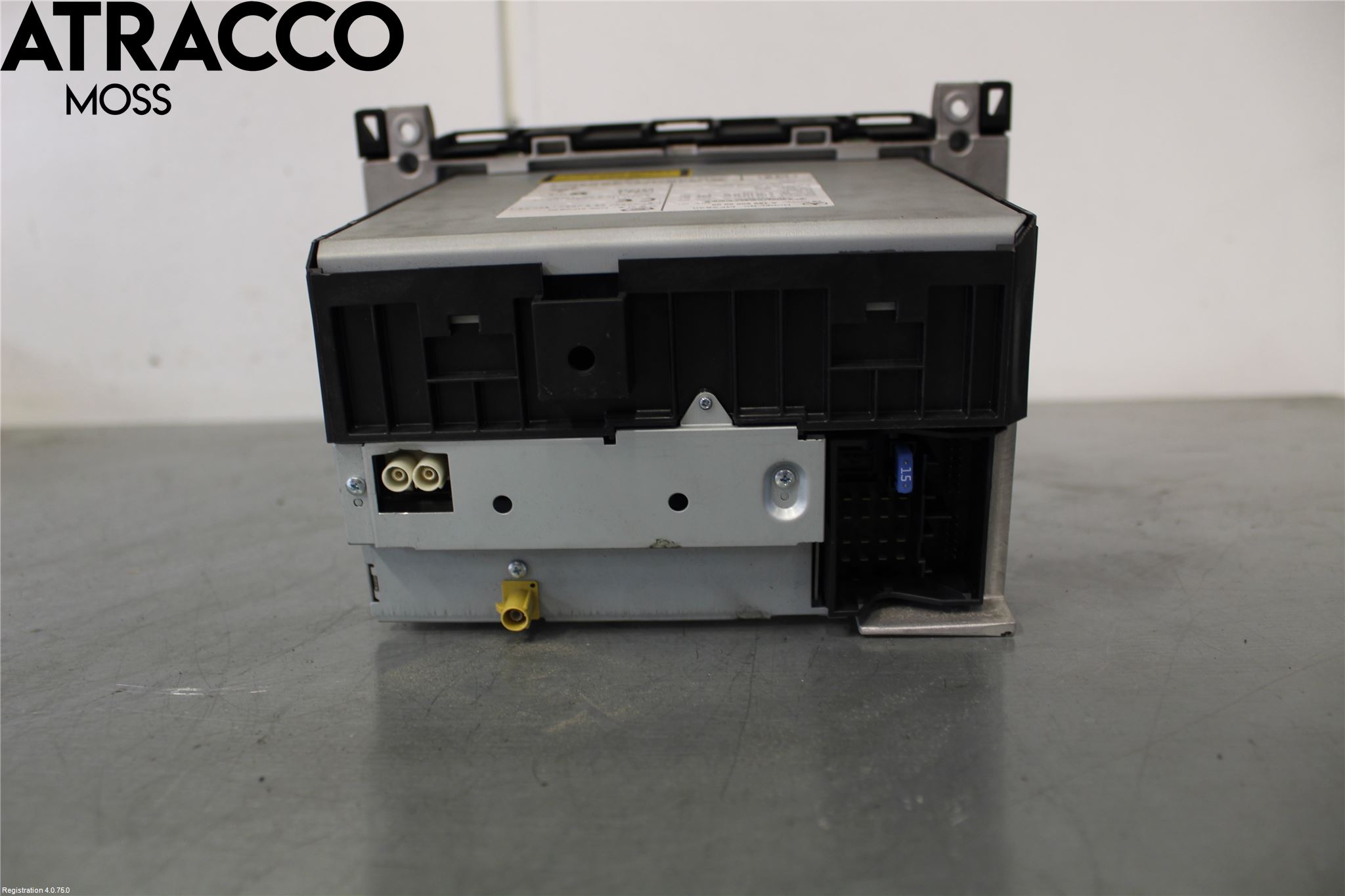 Mercedes-Benz MB SPRINTER (W906) 06-18 Stereo Radio Med Cd
