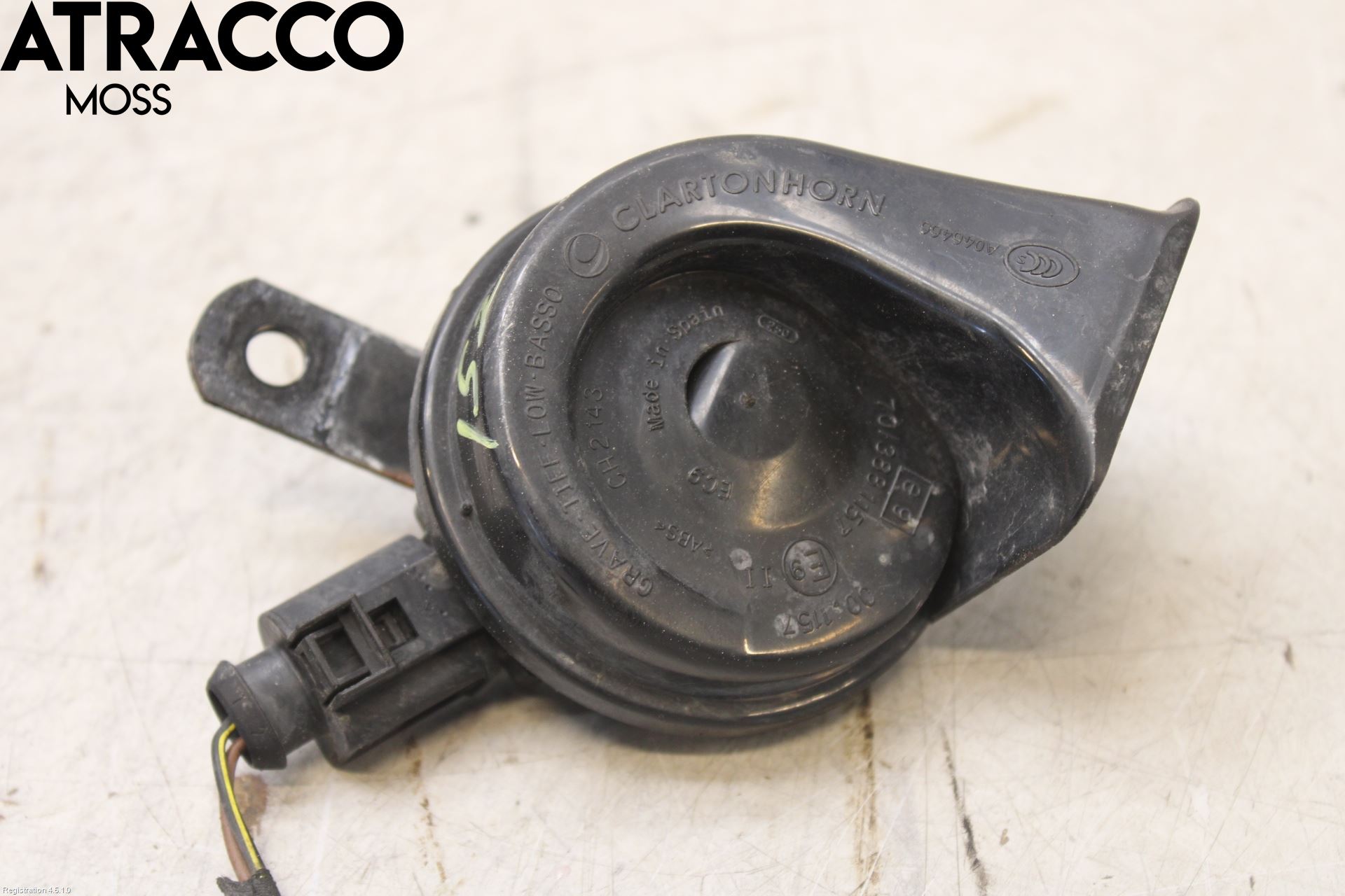 Volkswagen VW CADDY      04-10 Signalhorn