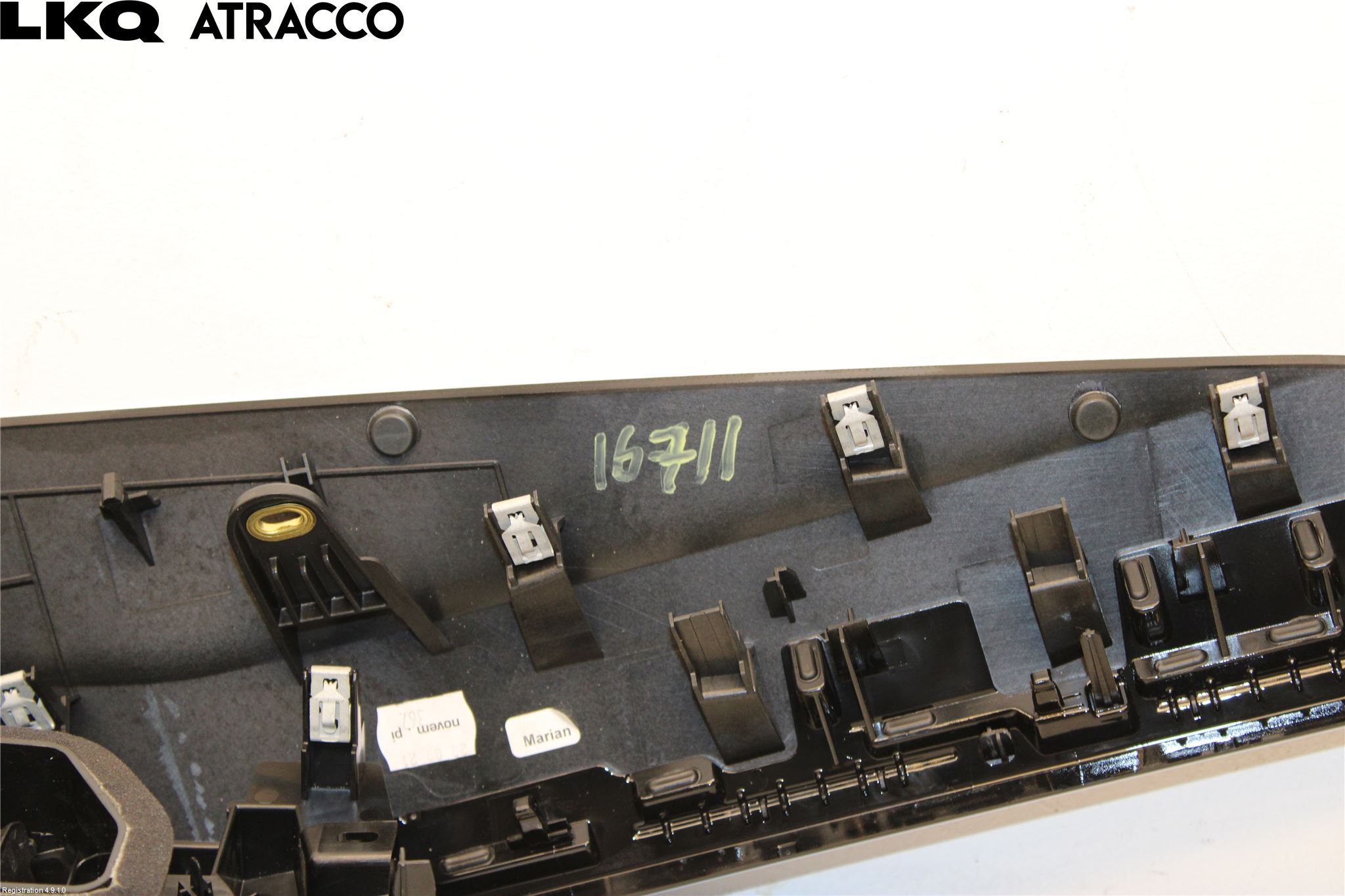 Audi Q4 E-TRON FZ 22- Dashbord Kanal - Dyse