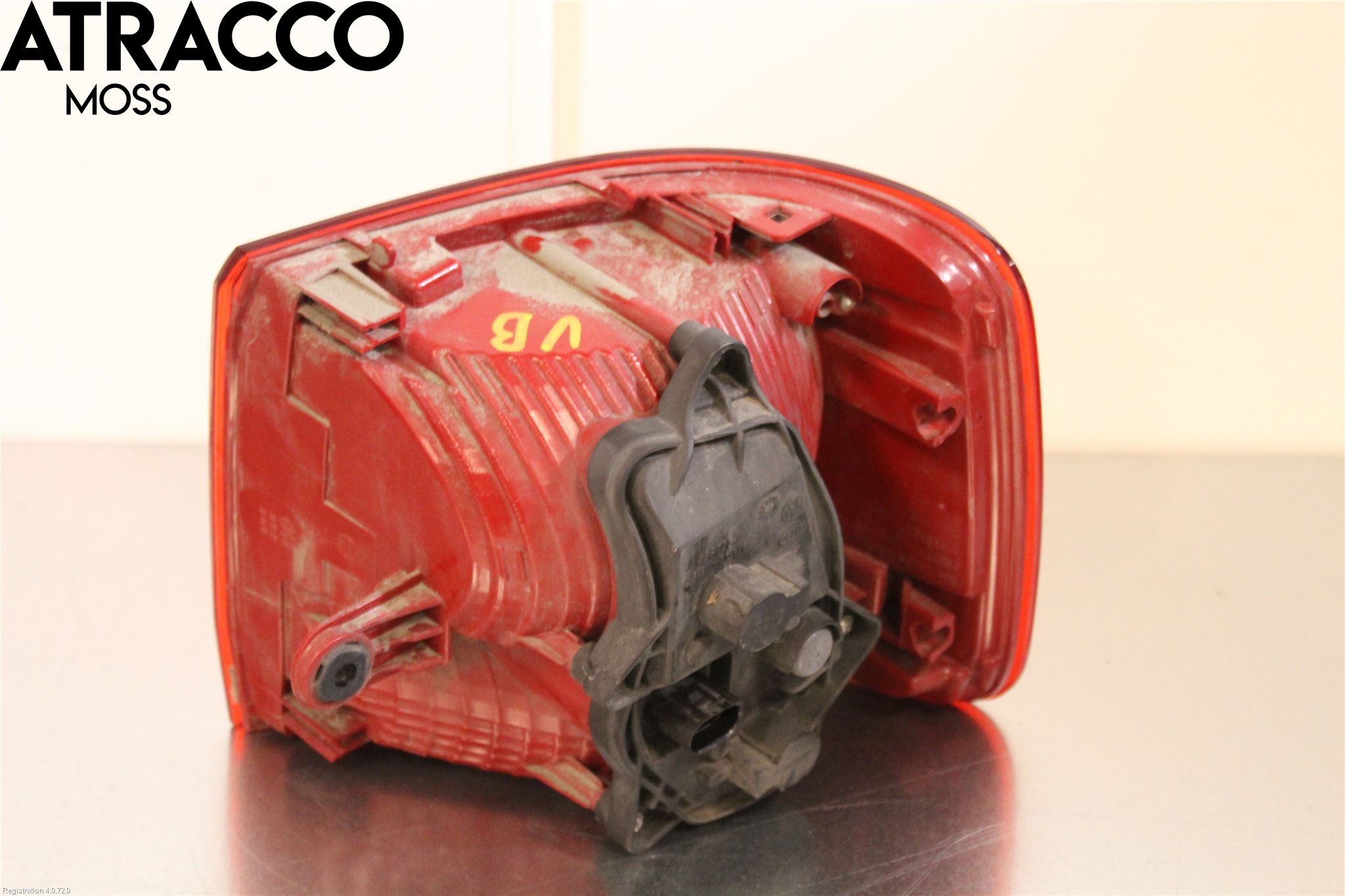 Volkswagen VW TOURAN 10-15 Baklykt Venstre