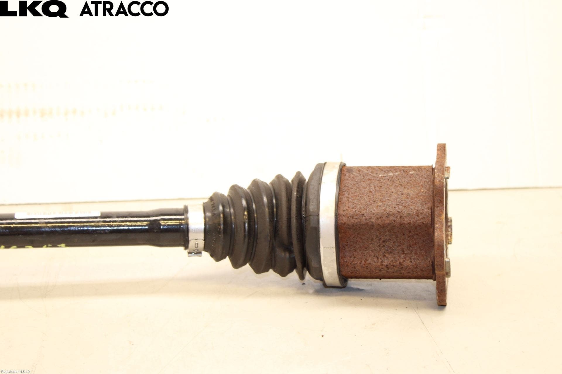 Volkswagen VW POLO VI 18->> Drivaksel Foran Kompl Venstre