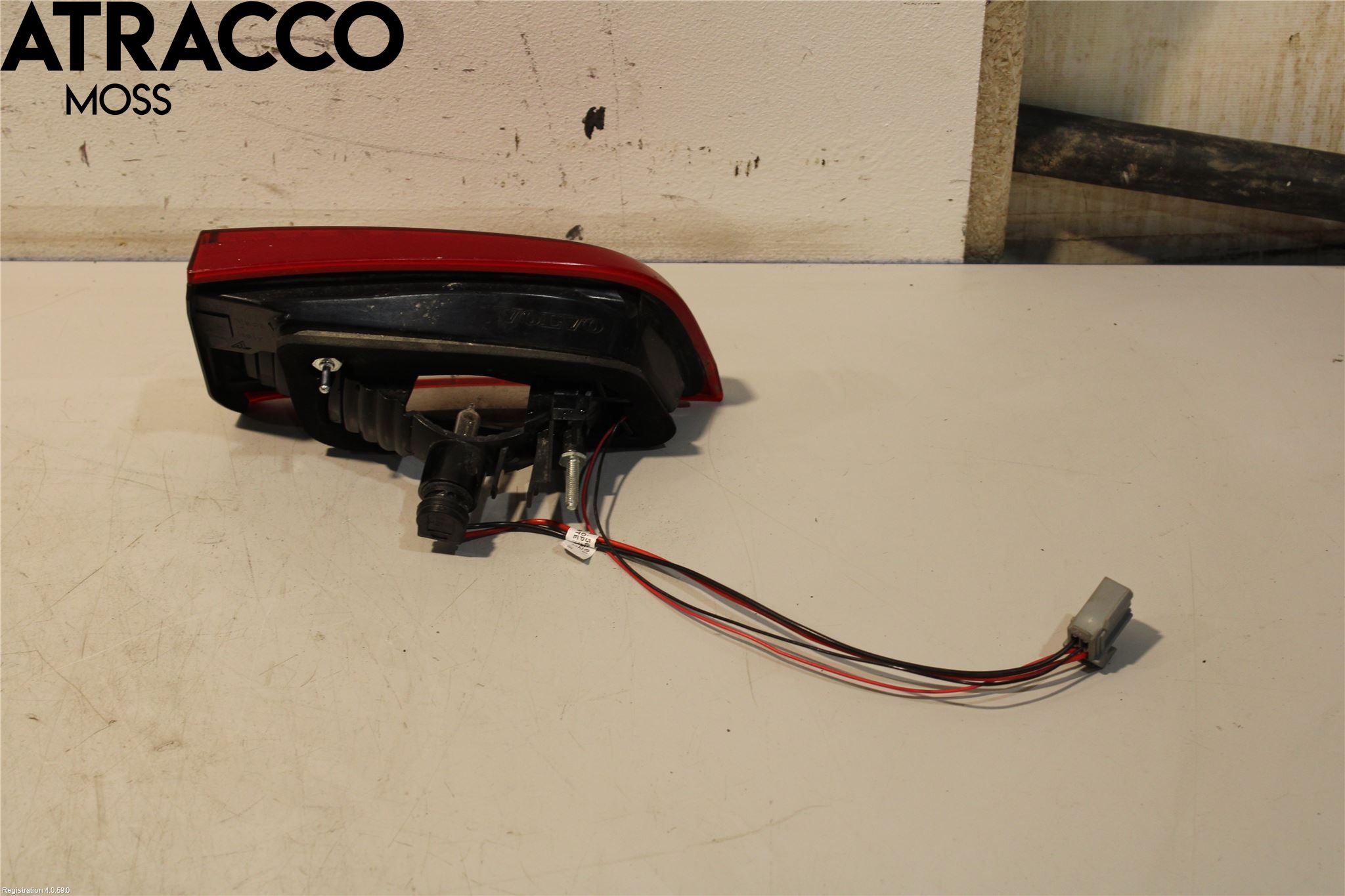 Volvo S60 14-18 Baklykt Høyre  På Luke(Indre)