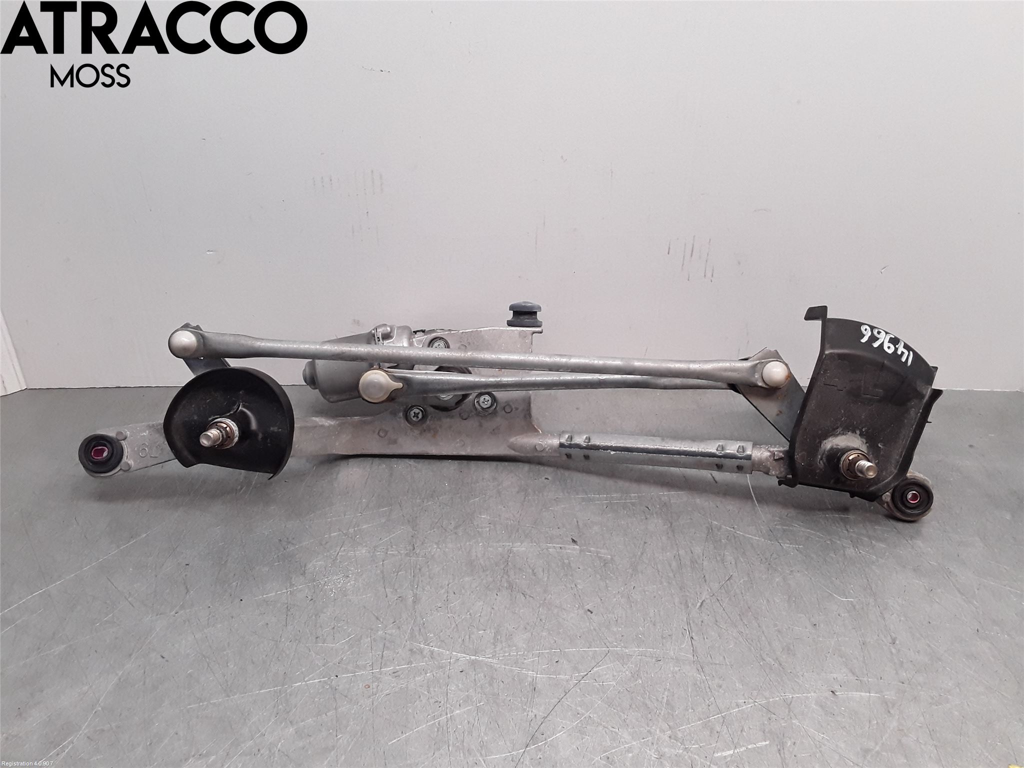 Toyota YARIS CROSS XP21 21- Viskermotor Frontrute