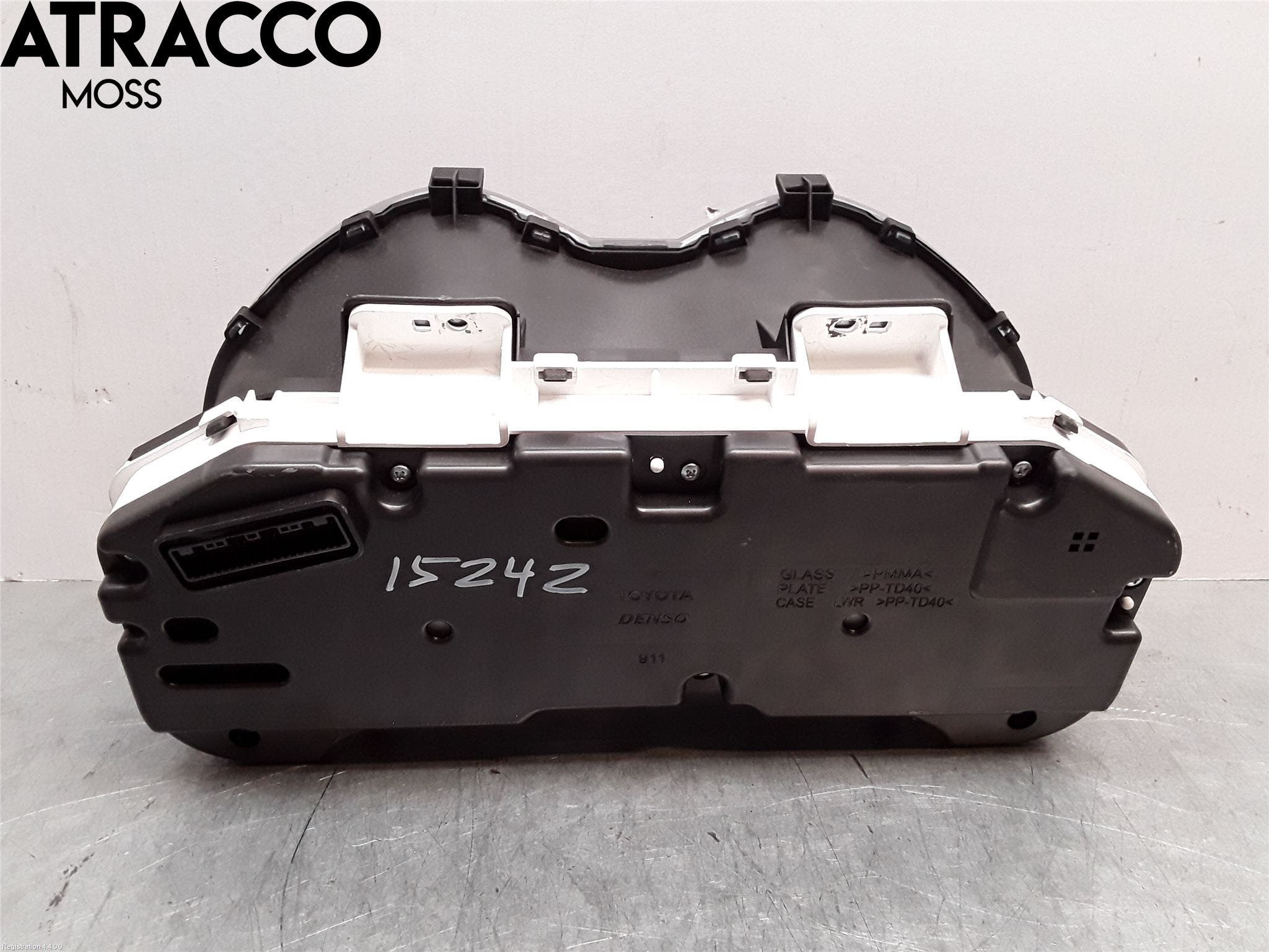 Toyota AURIS 10-12 Instr Kombinert