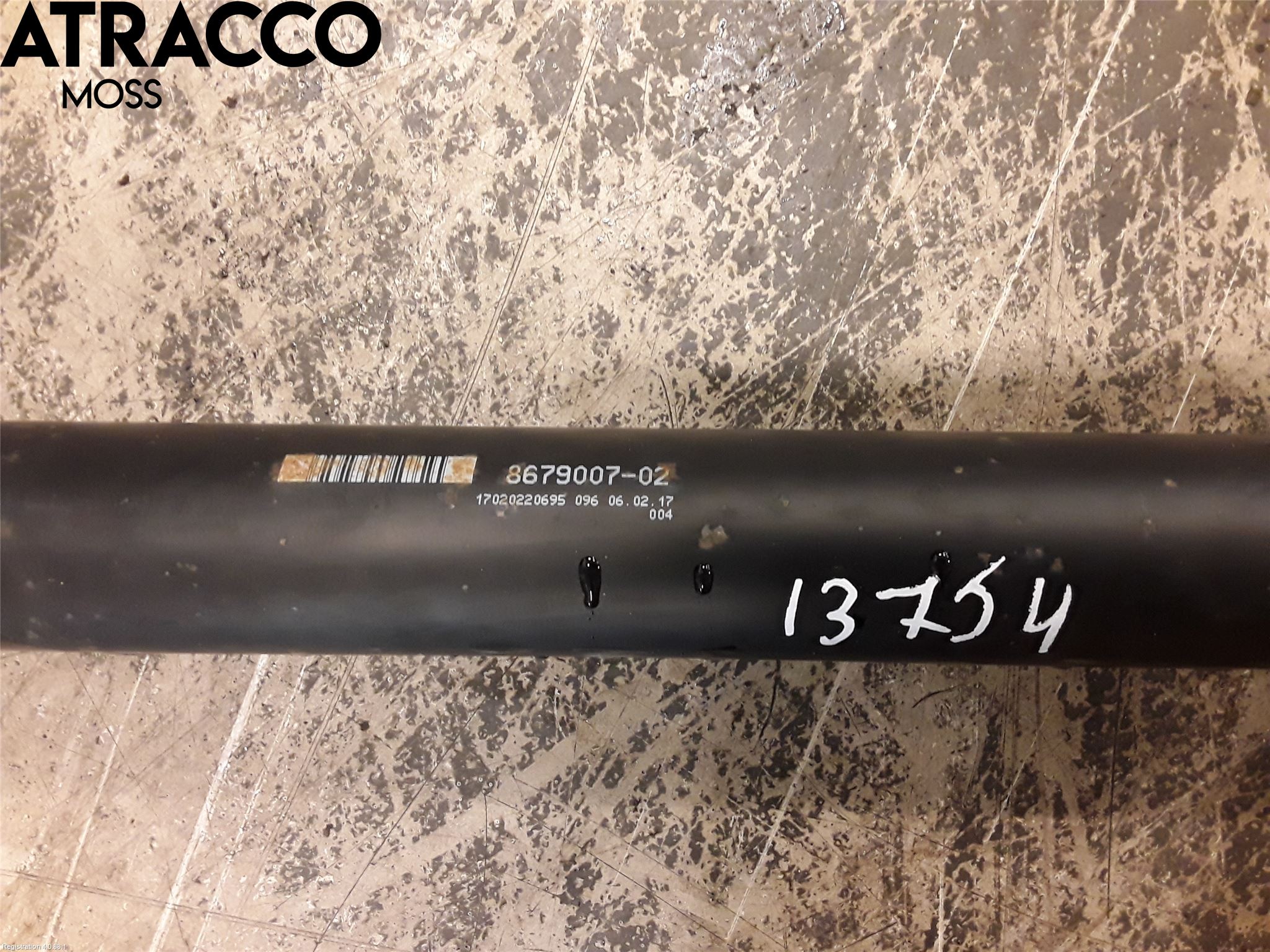 BMW 3 F30/F31/F80 12-19 Mellomaksel Kompl