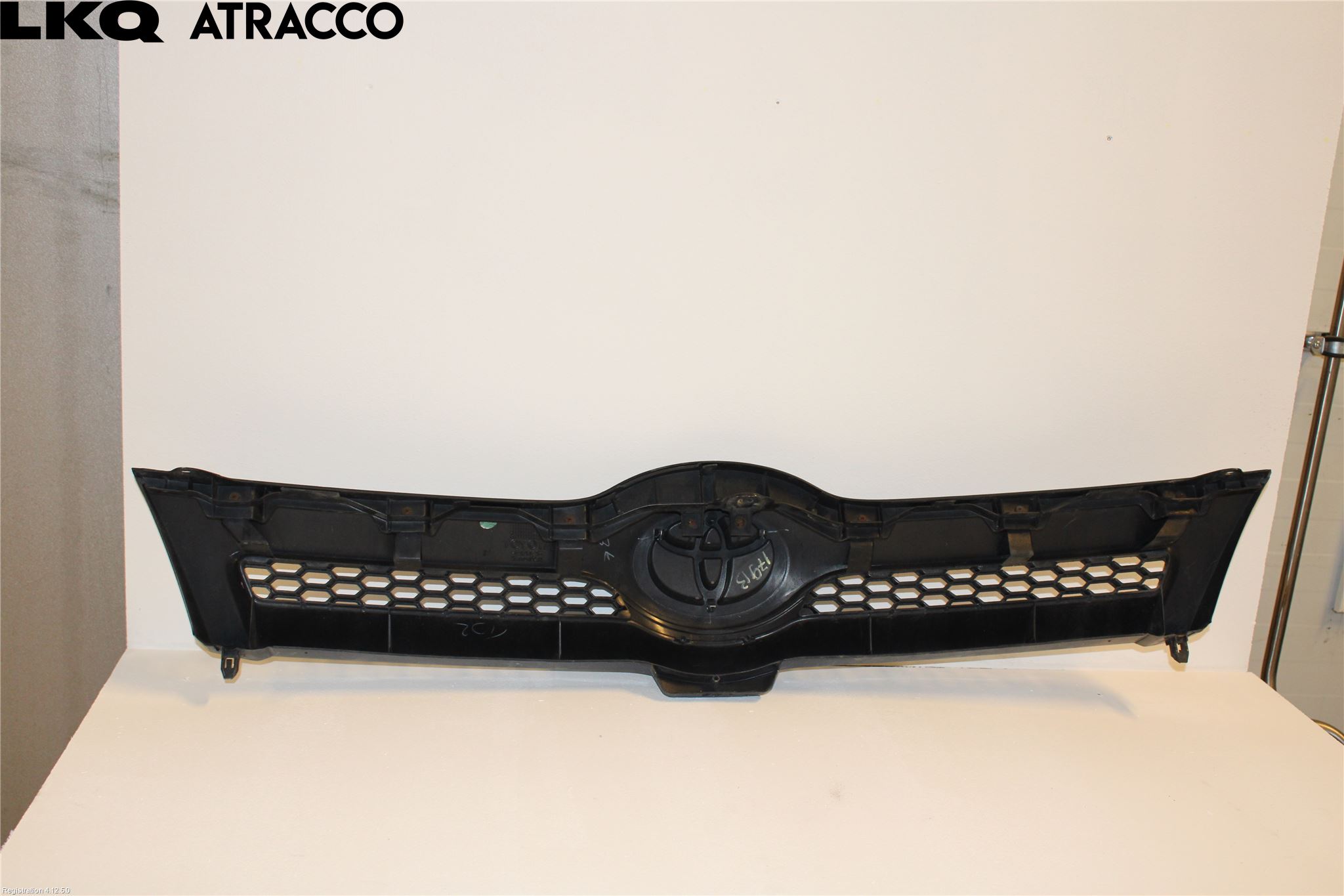 Toyota COROLLA VERSO 04-07 Grill Komplett