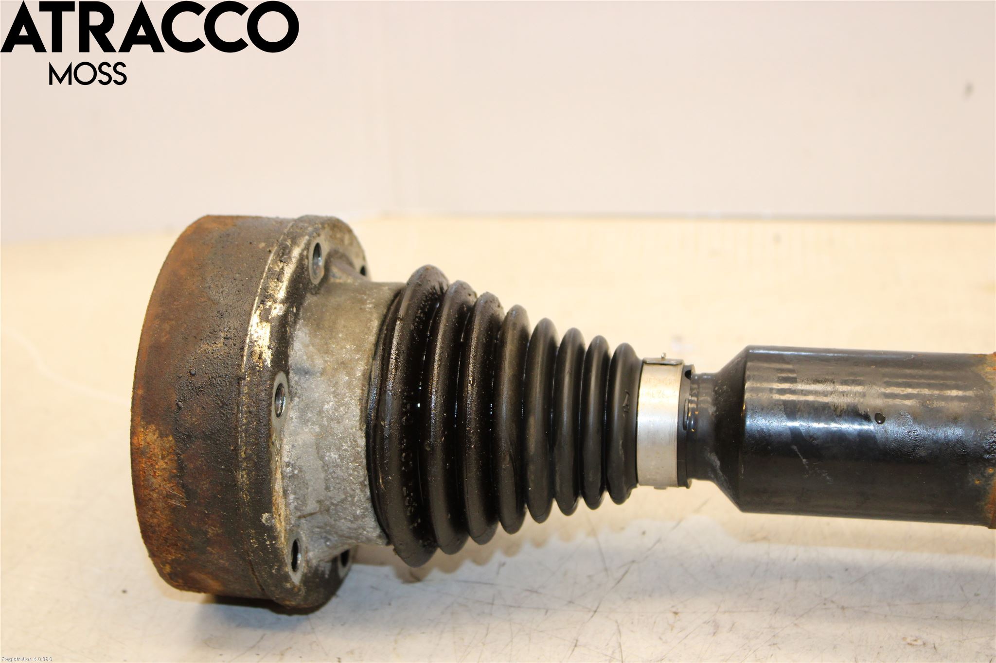 Volkswagen VW CADDY 11-15 Drivaksel Foran Kompl Høyre