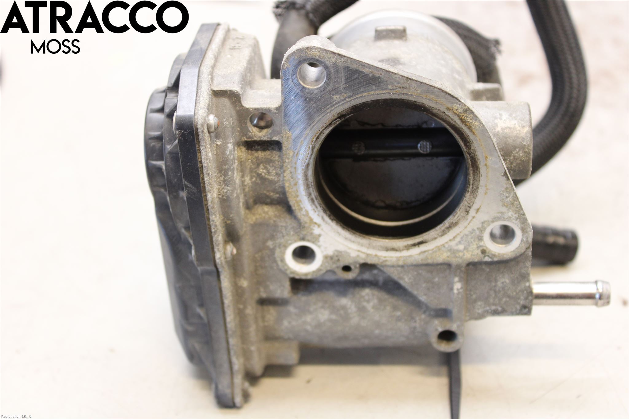 Toyota YARIS XP130 12-14 Inns Spjeldhus