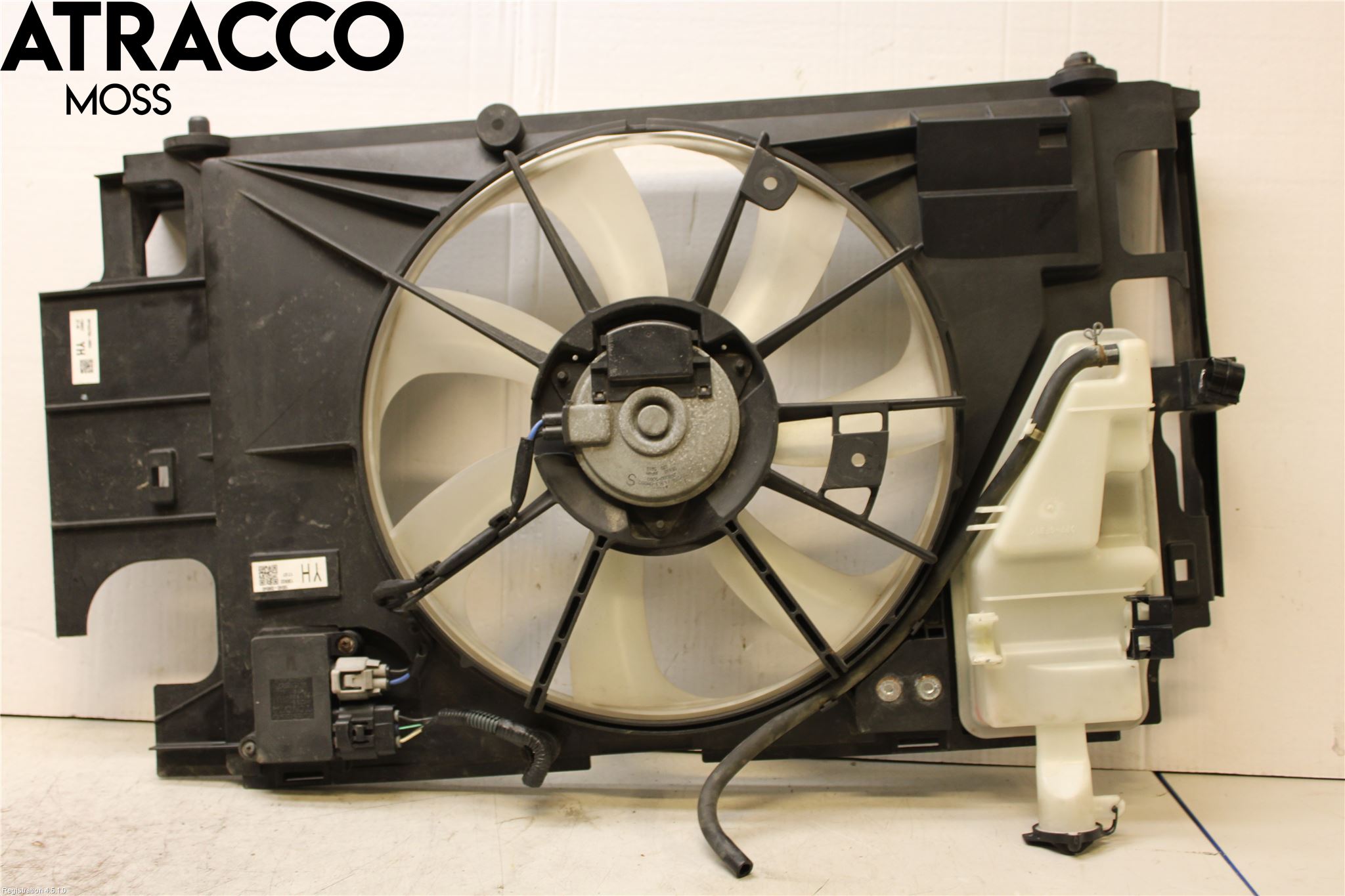 Toyota YARIS XP130 12-14 Kjølevifte Elektrisk