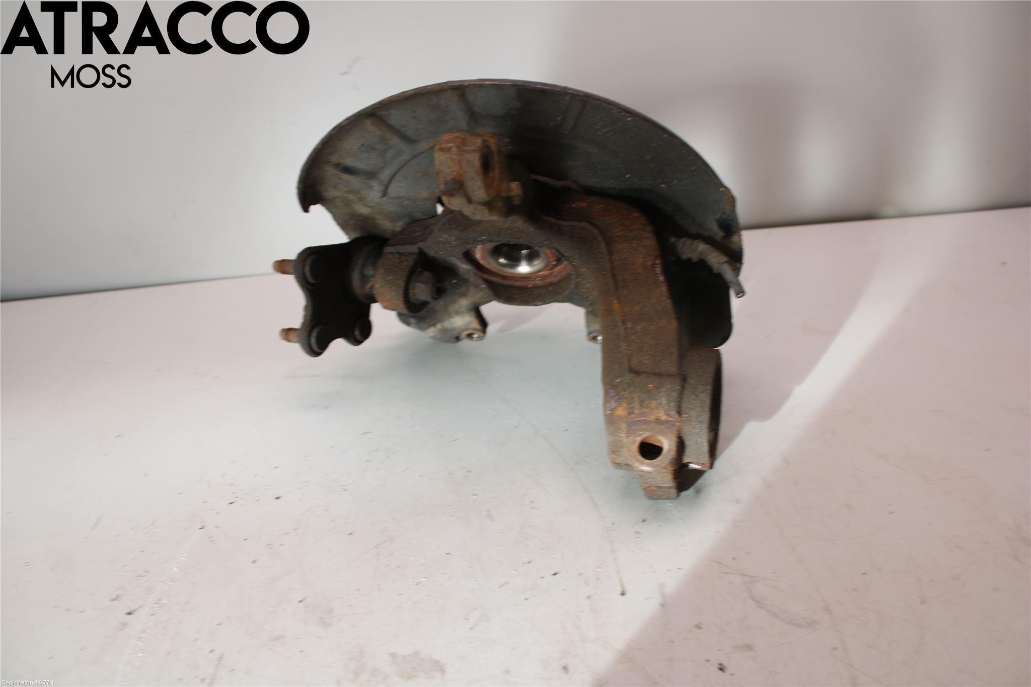 Volkswagen VW POLO 10-17 Spindel Vf