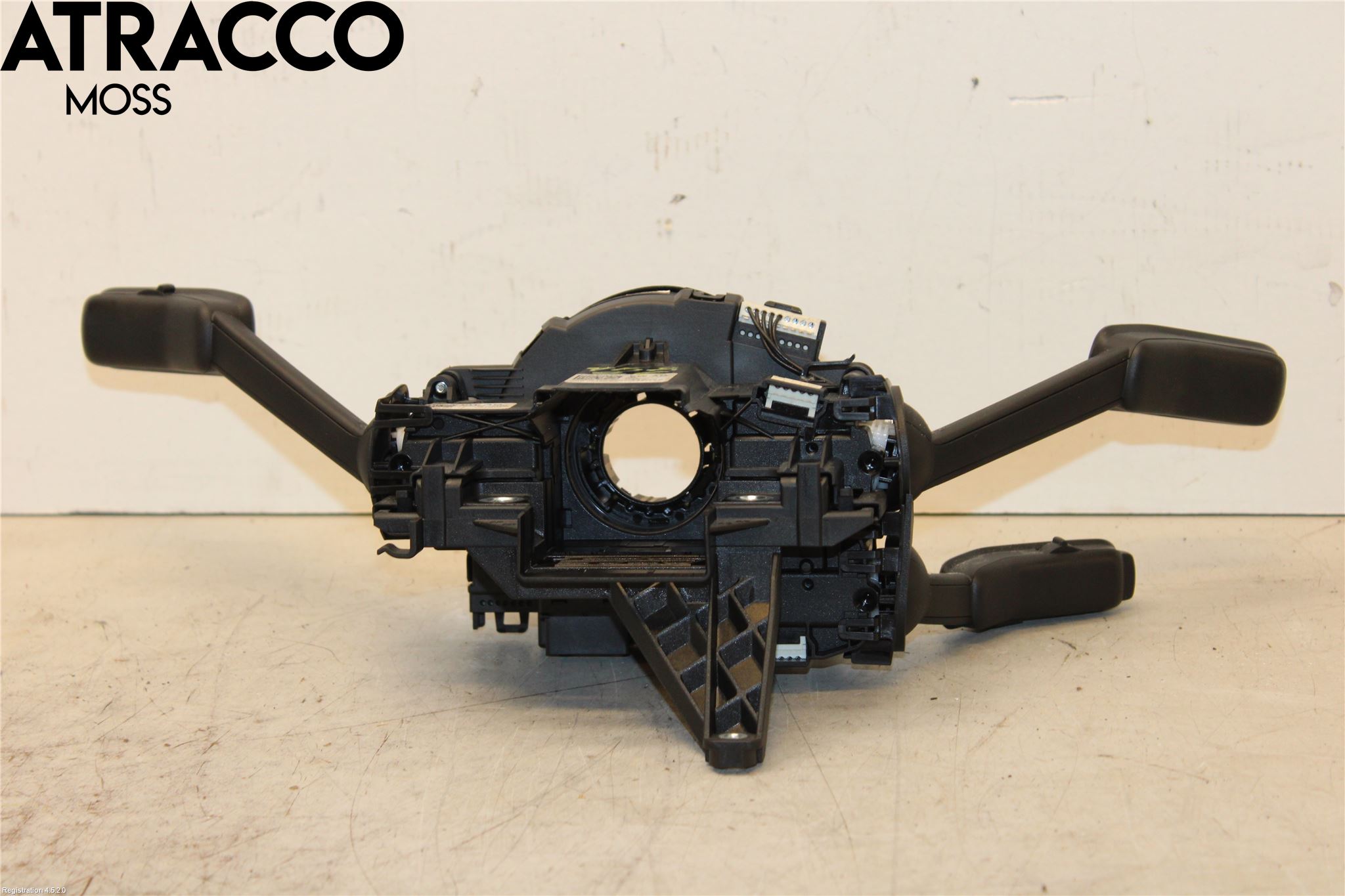 Skoda SUPERB 09-15 Bryter Ratt Kombi H Og V