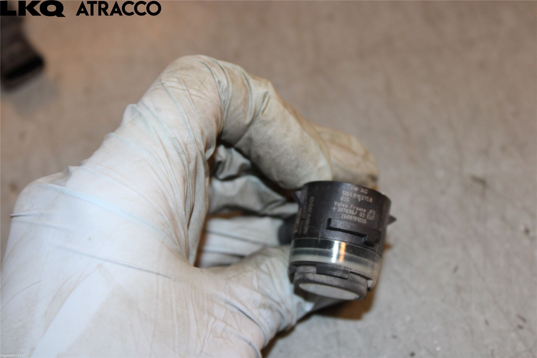 Volkswagen VW T-ROC 18- Sensor Parkering Front