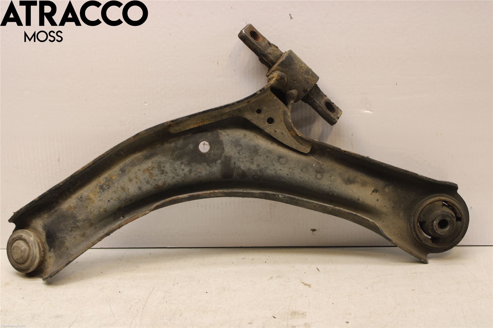 Nissan QASHQAI 10-14 Bærearm Foran Høyre Nedre