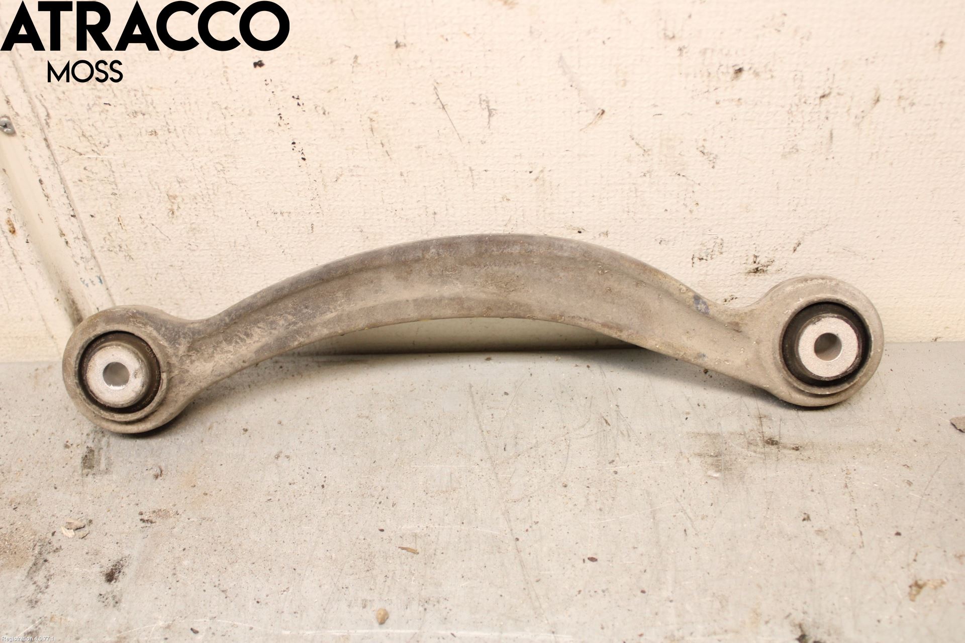 Mercedes-Benz MB E-KLASS (W212) 09-16 Bærearm Bak Høyre