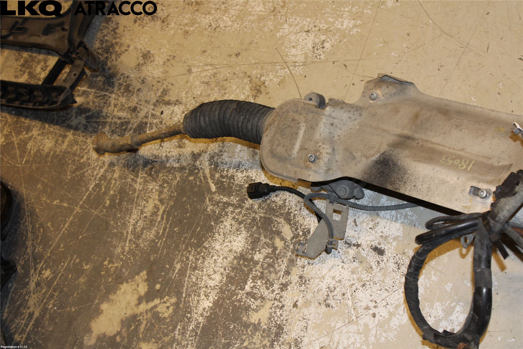 Volkswagen VW CADDY 11-15 Snekke - Tannstang