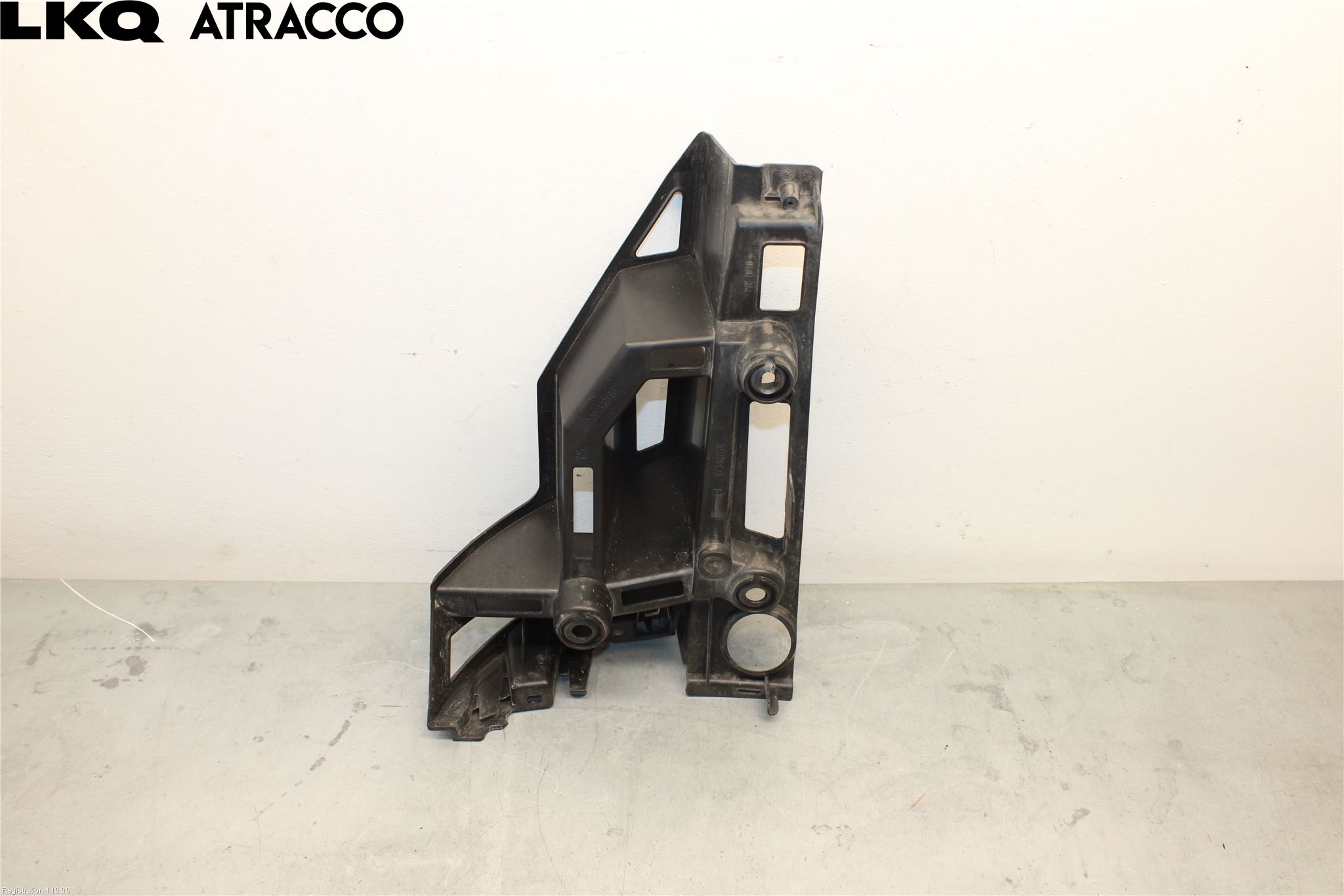 Peugeot 3008 17-24 Støtfangerfeste Bak Venstre