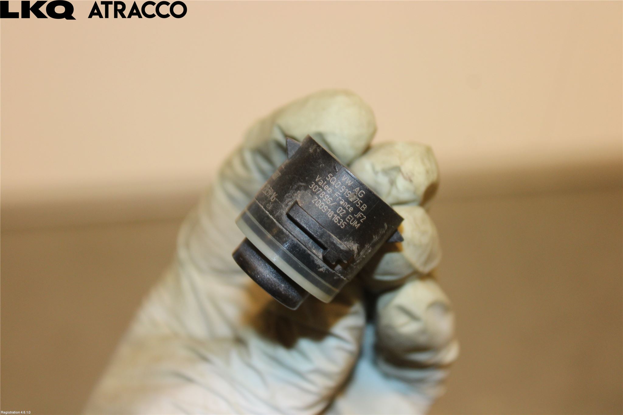 Skoda OCTAVIA (5E) 13-20 Sensor Parkering Front