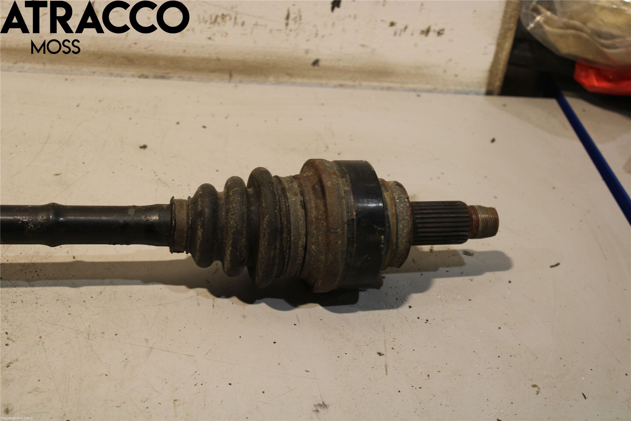 BMW 3 F30/F31/F80 12-19 Drivaksel Bak Kompl Venstre