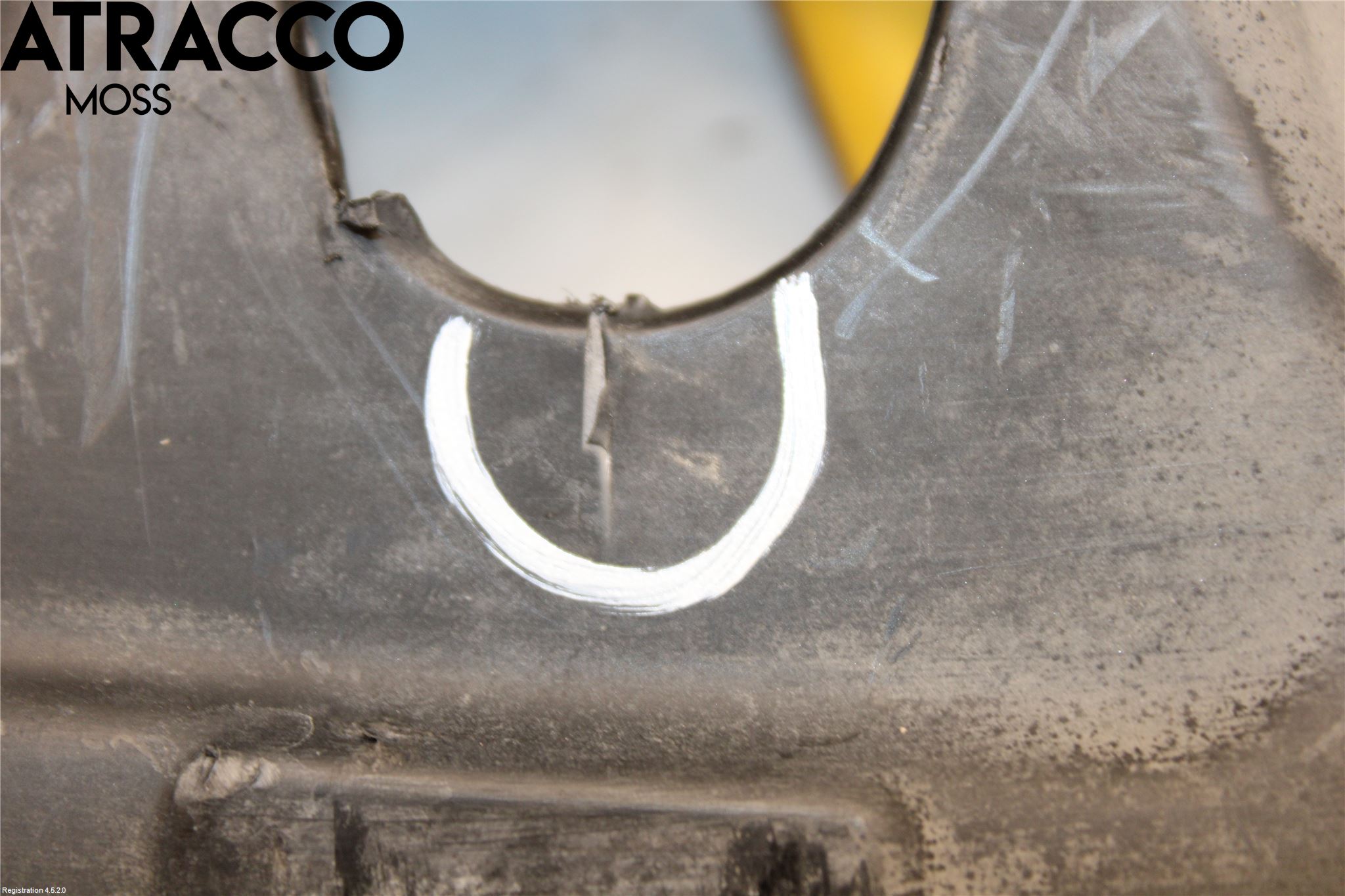 Skoda SUPERB 09-15 Støtfanger Foran Midt Del