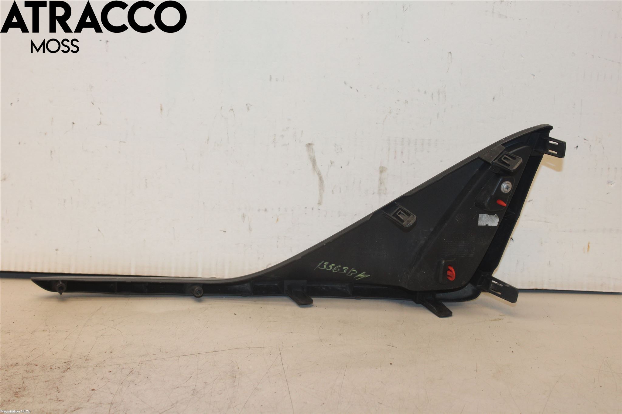 Toyota C-HR 16-23 Refleks Bak