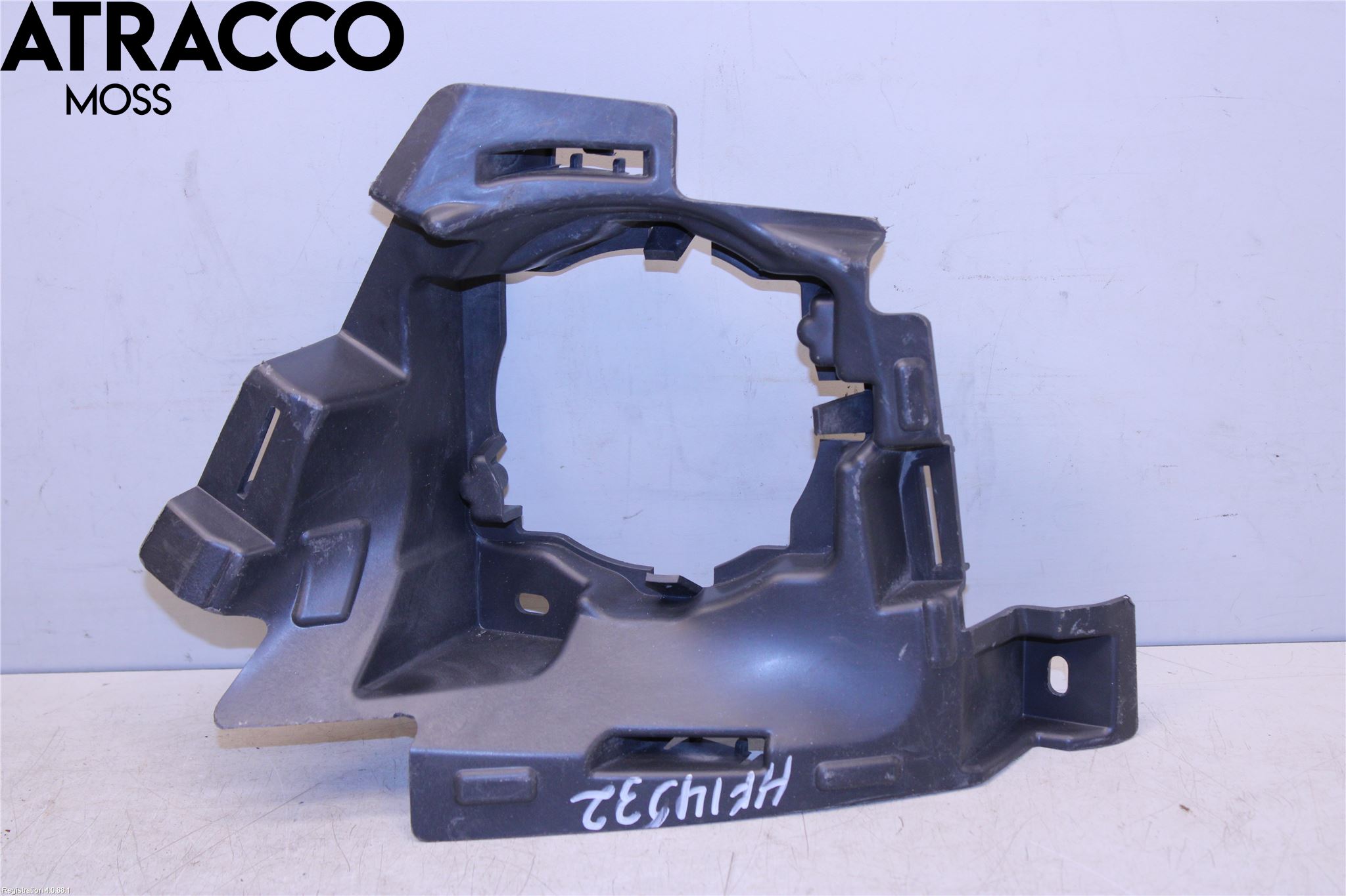 Toyota PROACE II 16- Støtfangerfeste Foran Høyre