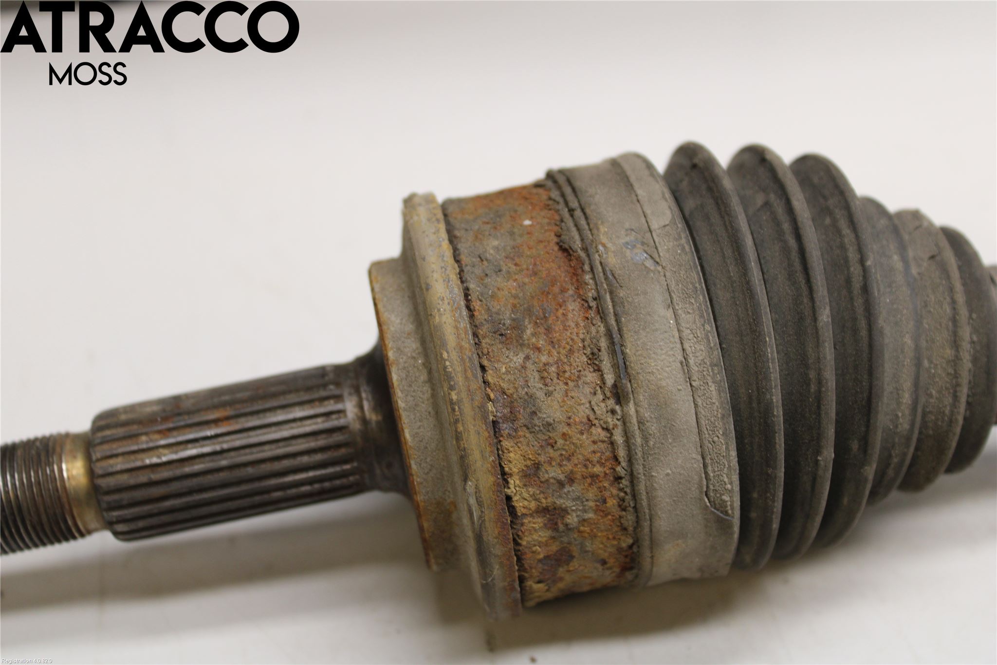 Toyota AURIS 13-19 Drivaksel Foran Kompl Venstre