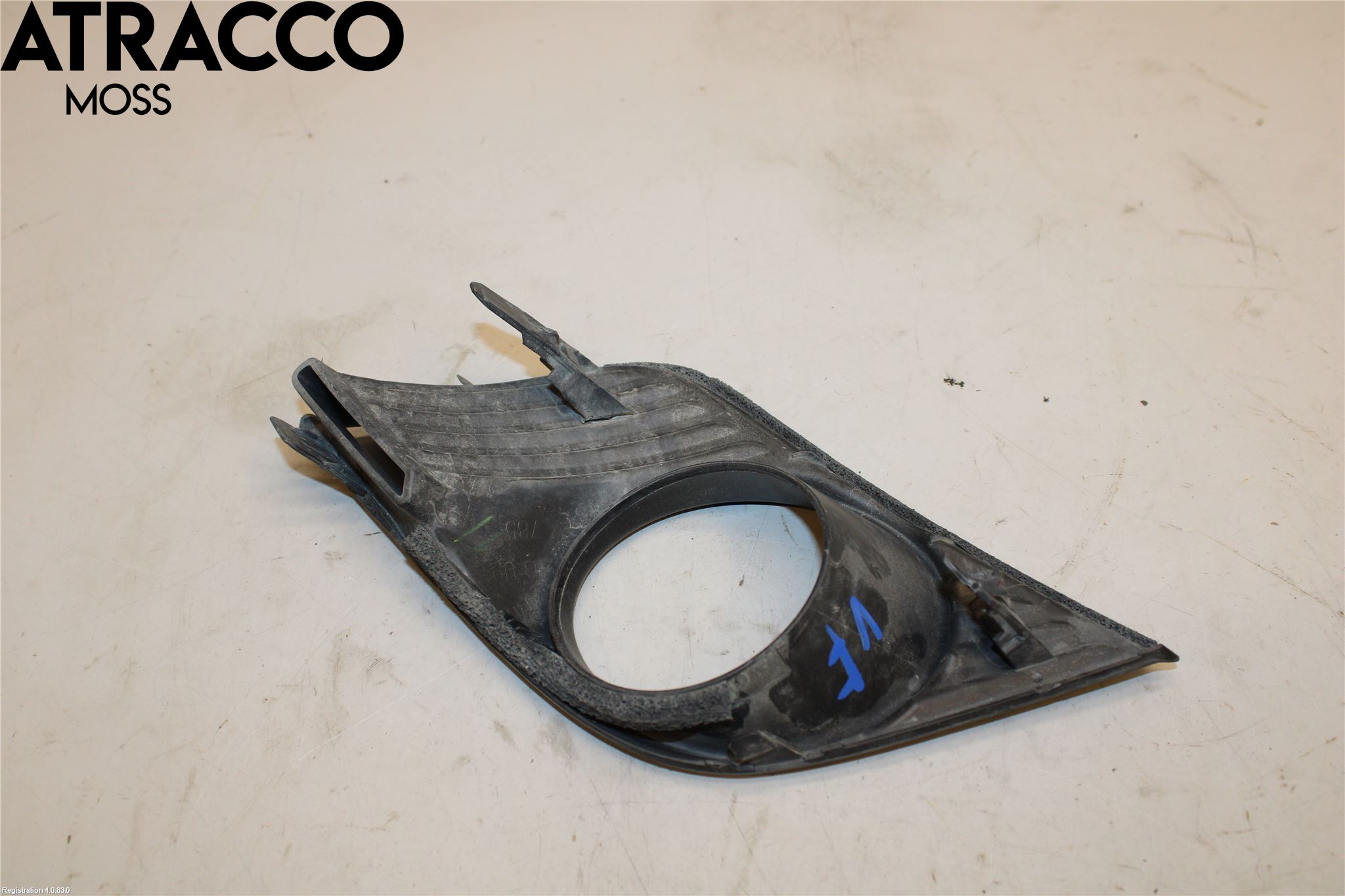 Lexus CT 200h Grilldel Høyre