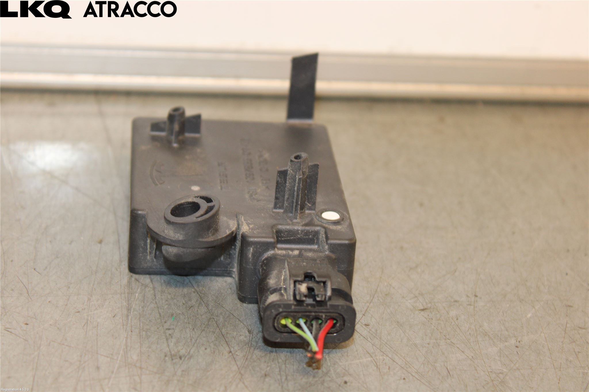 Tesla MODEL 3 17- Styreenhet Parkering