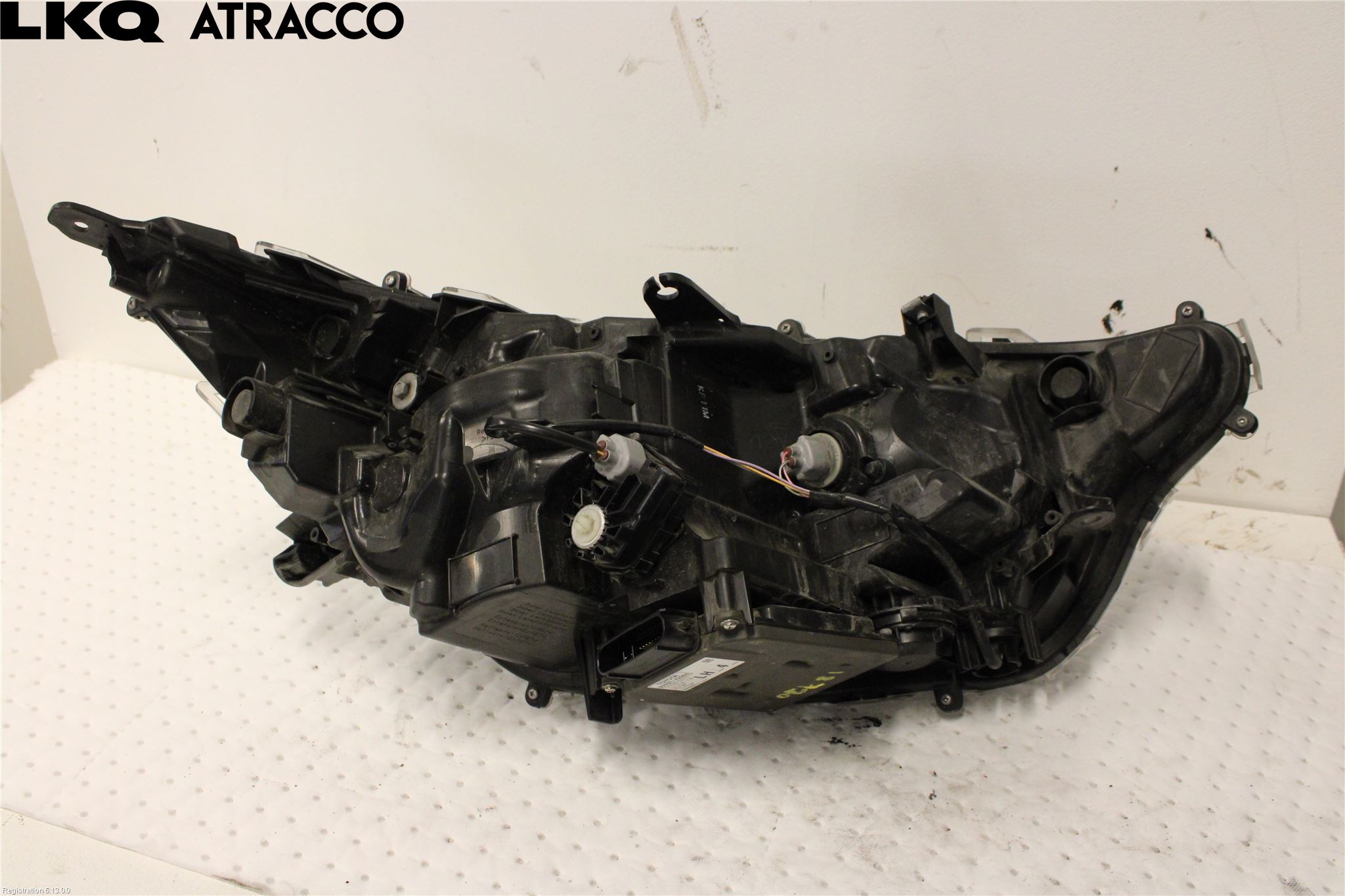 Toyota RAV4 19- Frontlykt Venstre