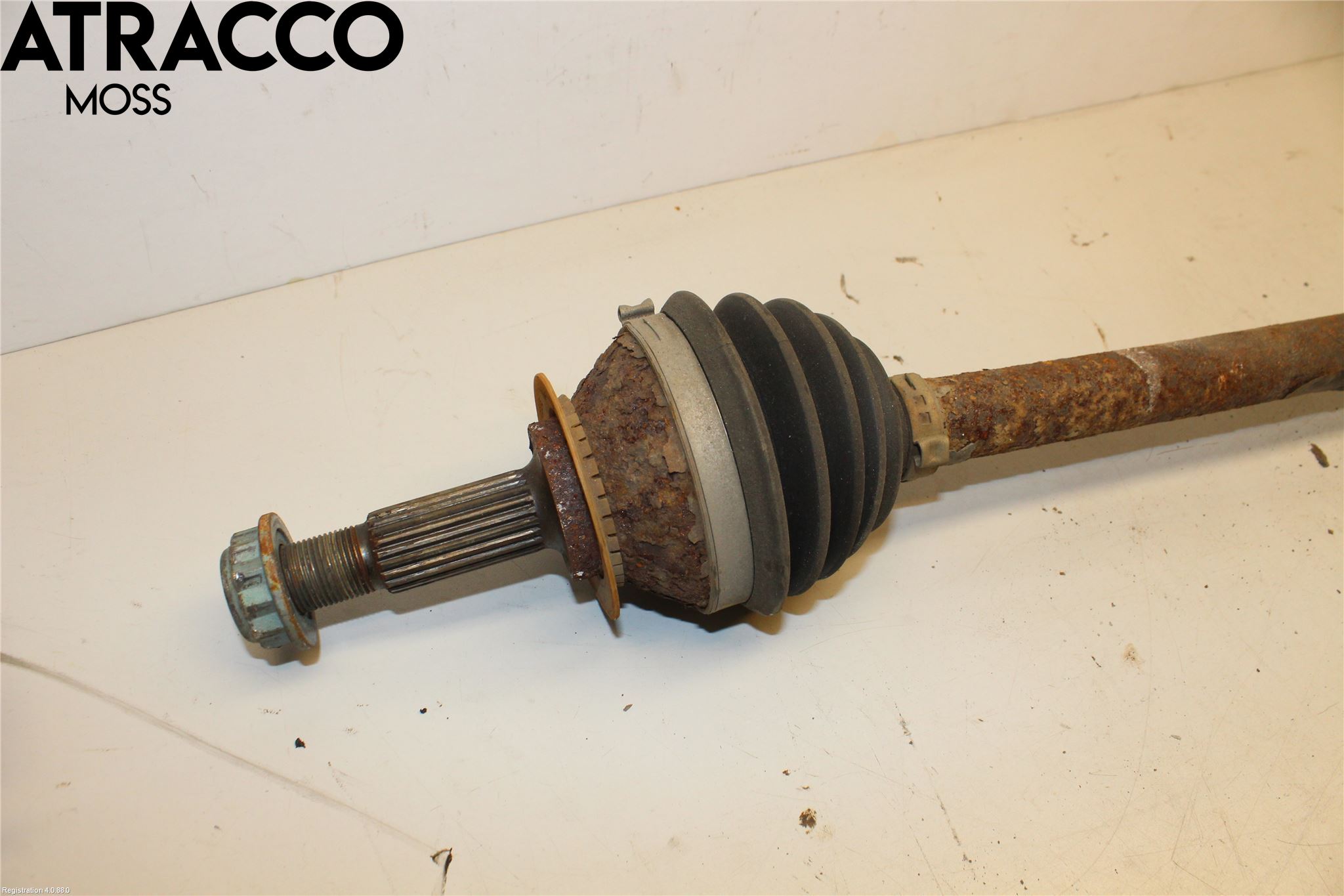 Volkswagen VW UP! / E-UP! Drivaksel Foran Kompl Høyre